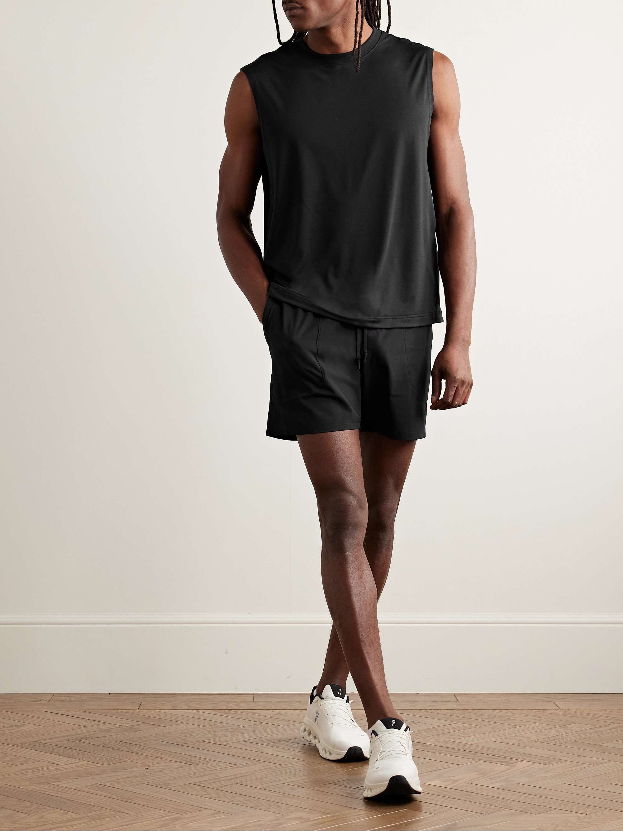 LULULEMON 