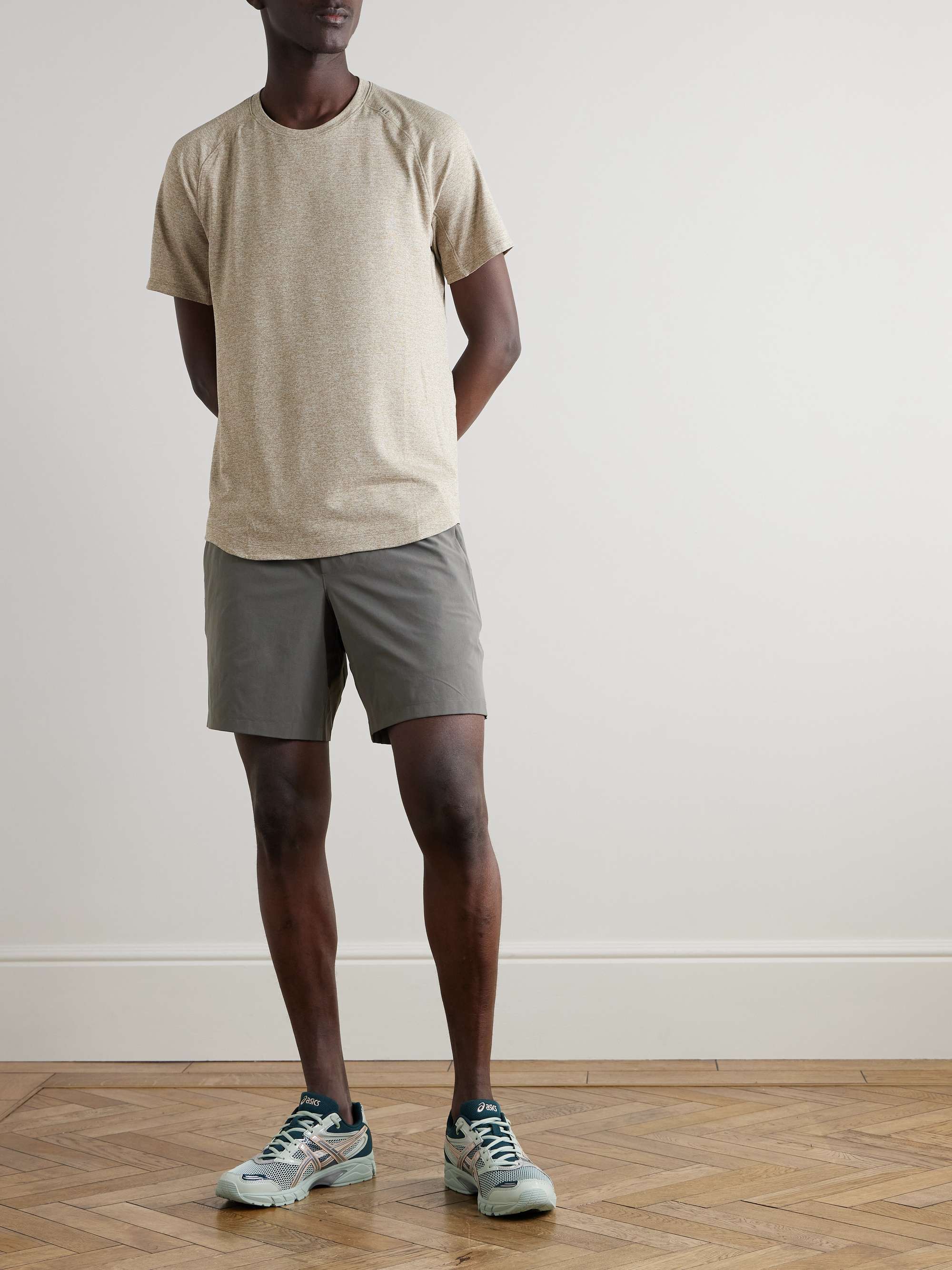 LULULEMON 