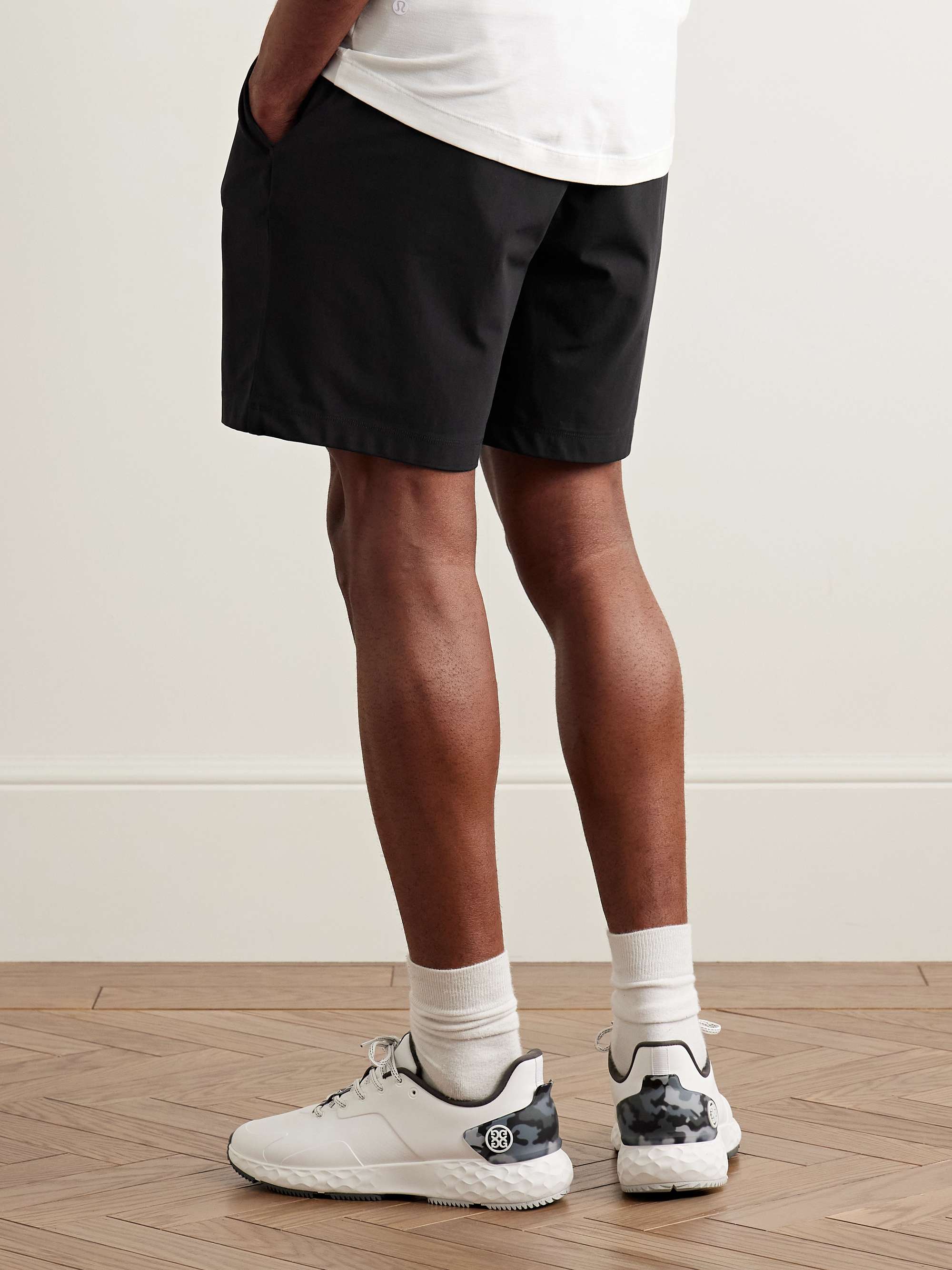 LULULEMON 