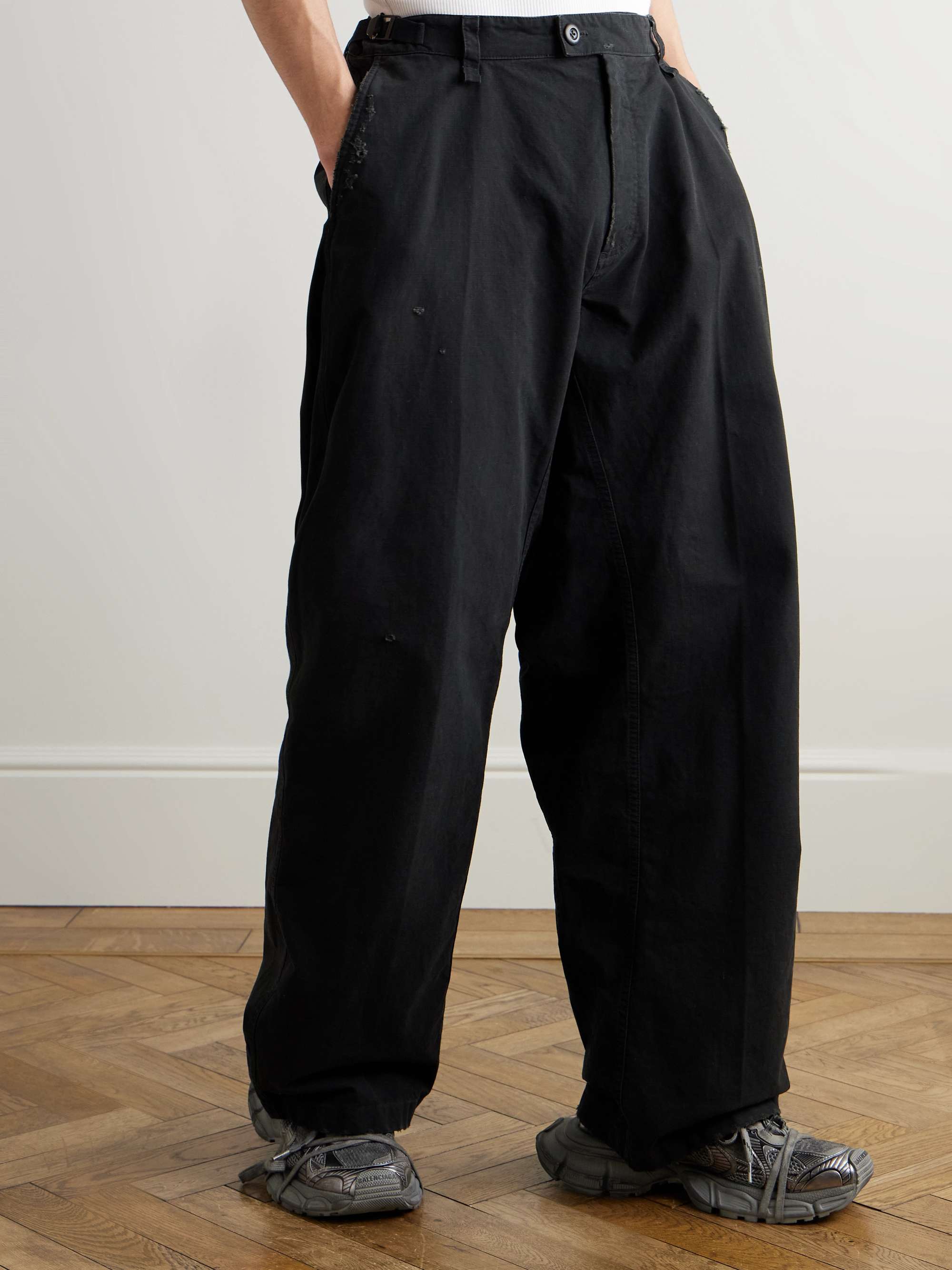 BALENCIAGA 