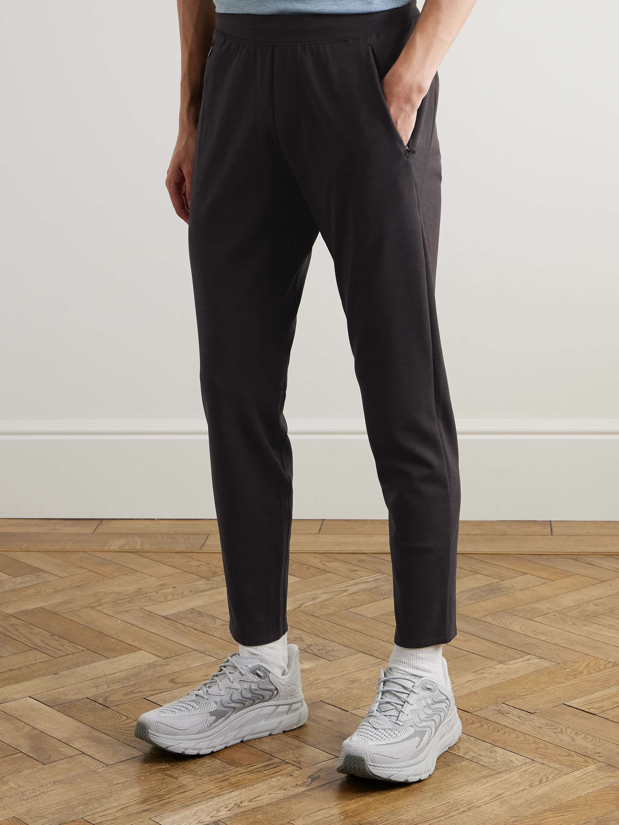LULULEMON 