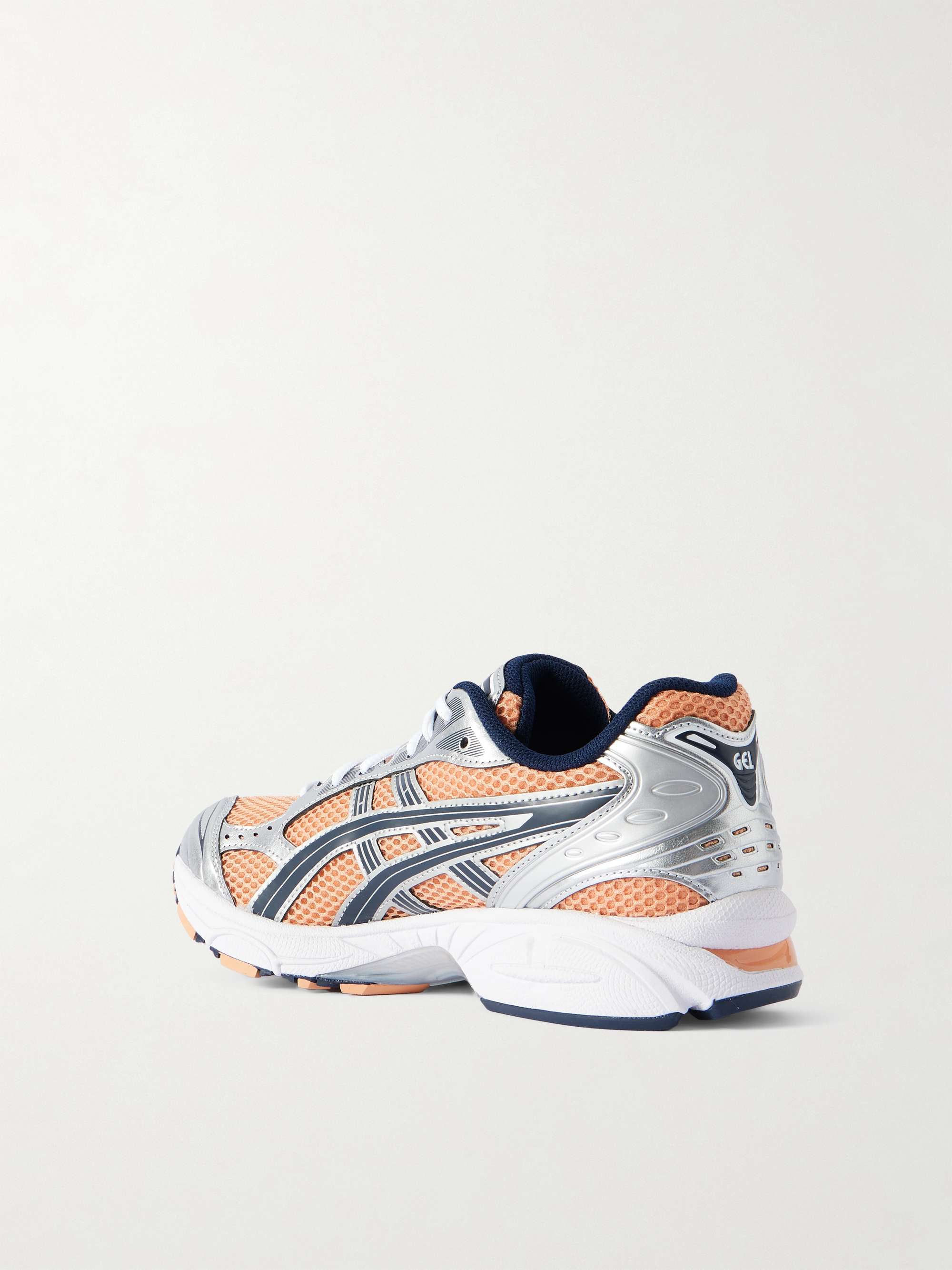ASICS 