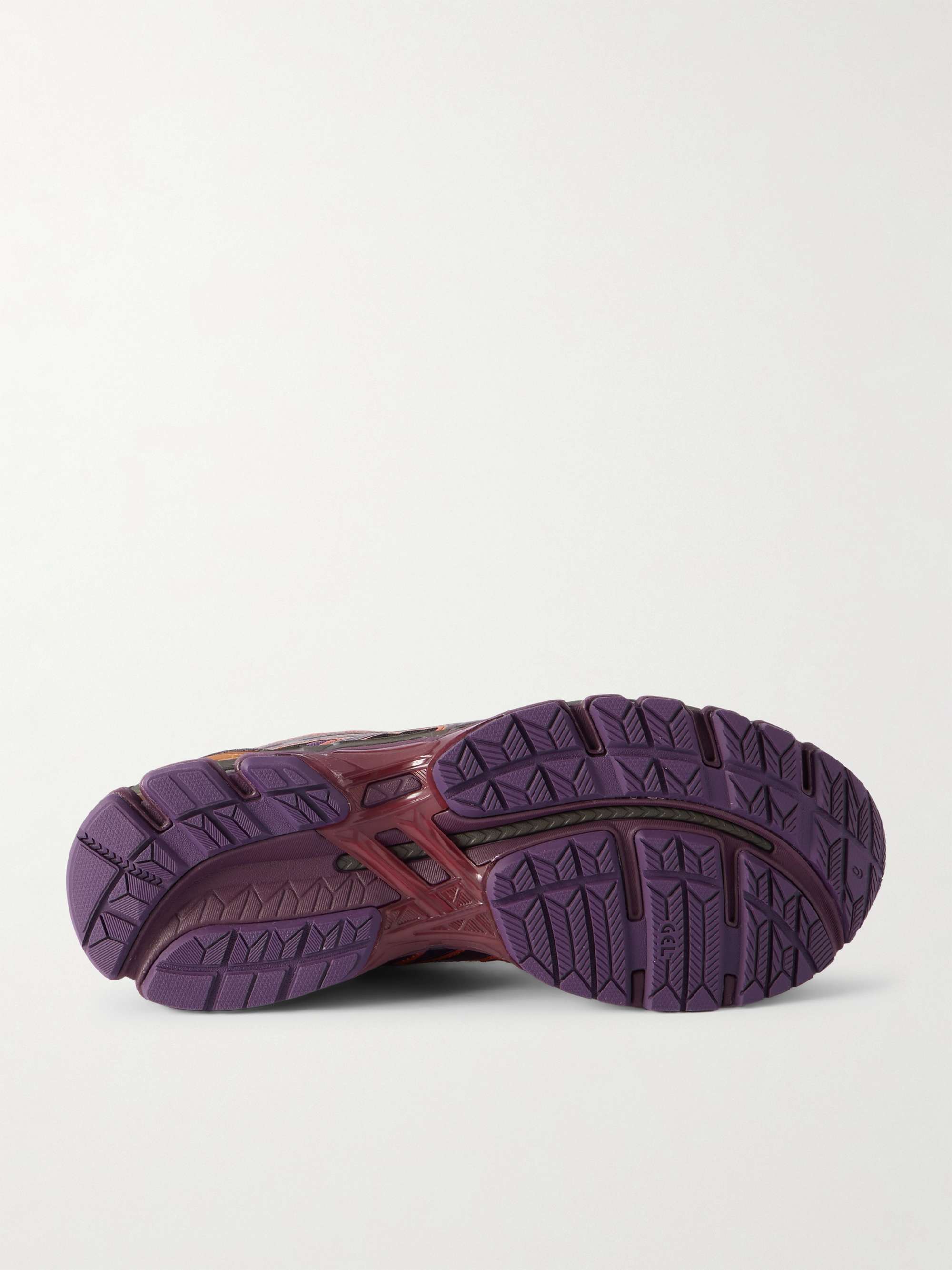 ASICS 