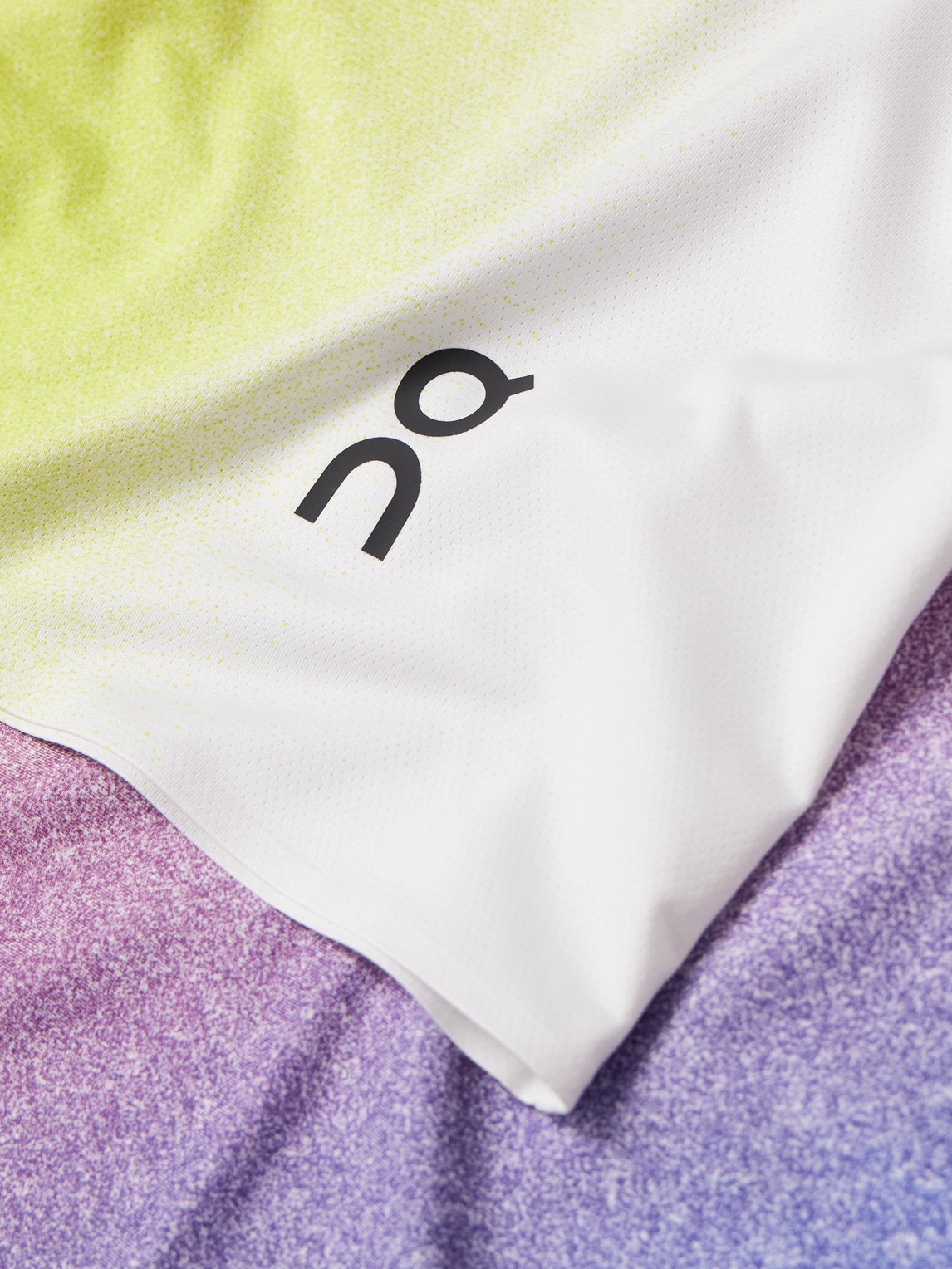 On Court Printed Stretch Recycled-jersey T-shirt In Multi