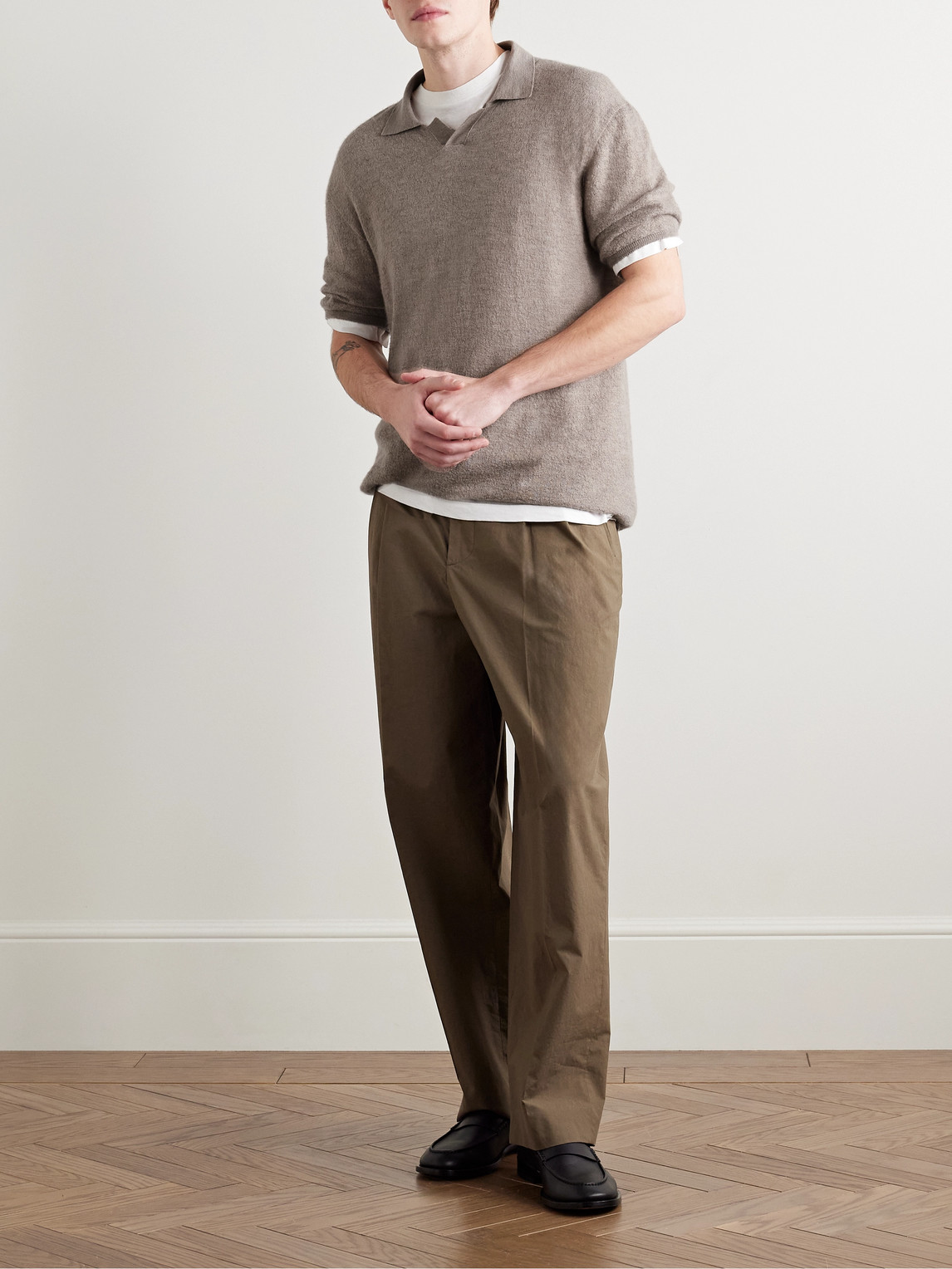 The Row Isao Cashmere Polo Shirt In Gray