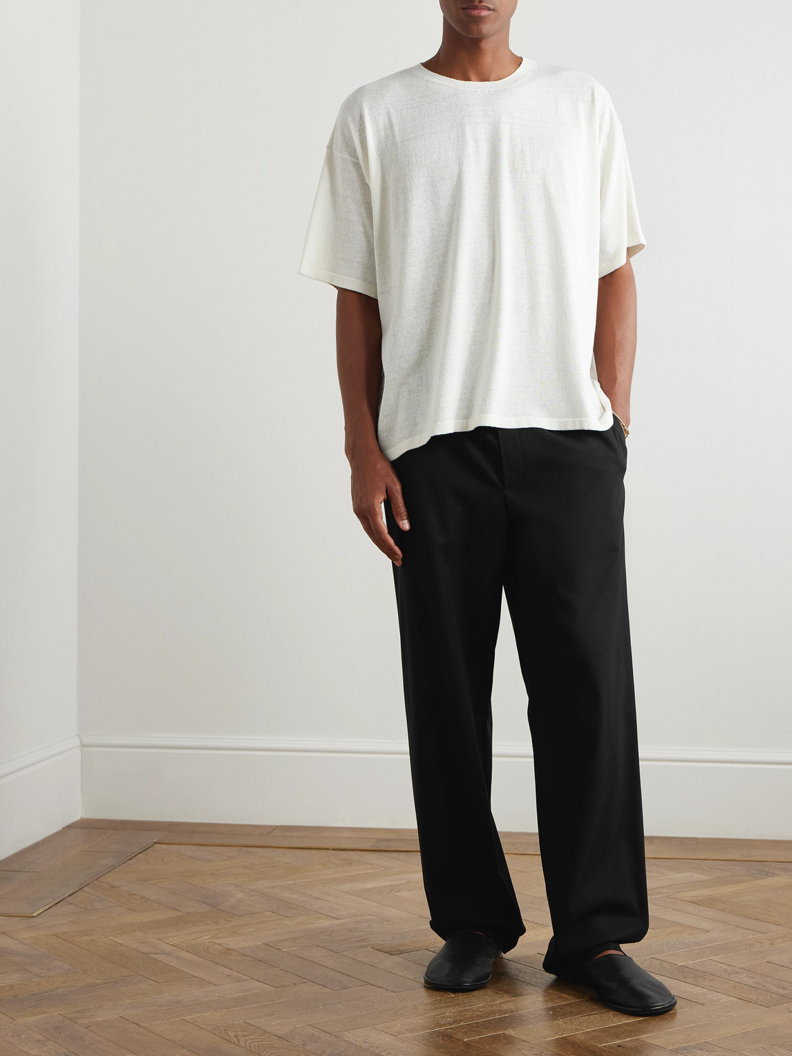 The Row Jonah Wide-leg Stretch Cotton And Cashmere-blend Trousers In Black