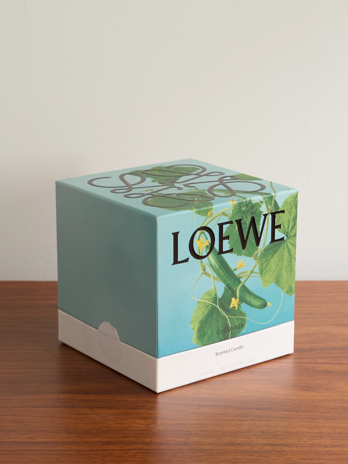  Loewe Perfumes - Cucumber Medium Scented Candle, 610g - Men - Green 