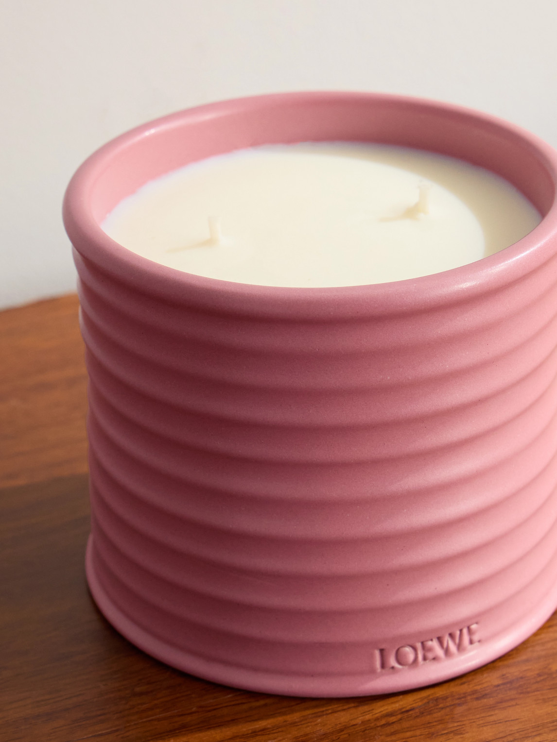  Loewe Perfumes - Ivy Medium Scented Candle, 610g - Men - Pink 