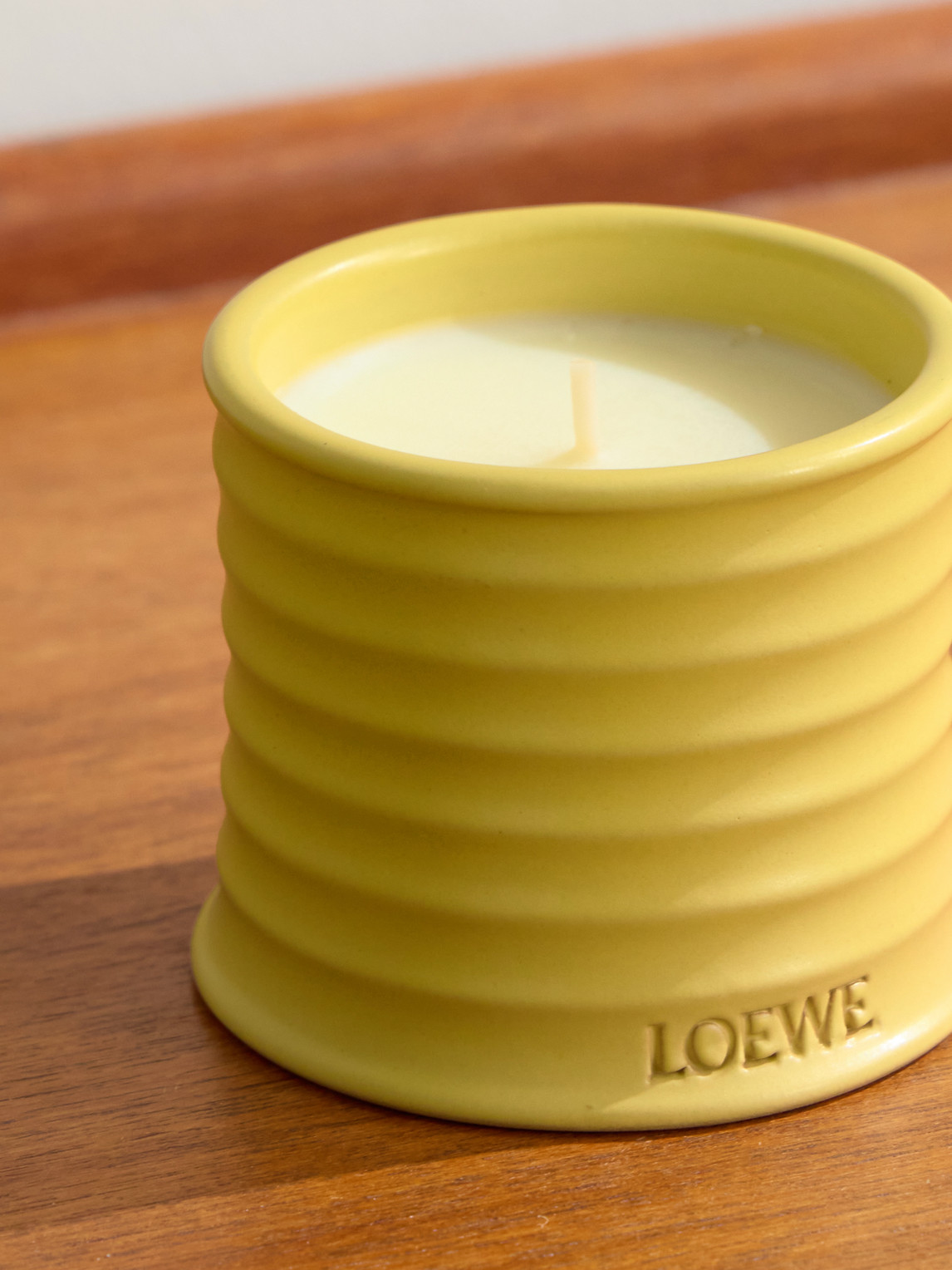  Loewe Perfumes - Honeysuckle Small Scented Candle, 170g - Men - Yellow 
