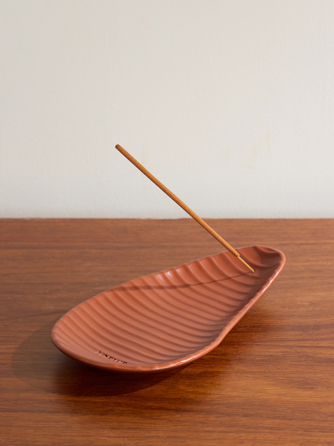 LOEWE PERFUMES Ivy Ceramic and Bamboo Incense Set - Men