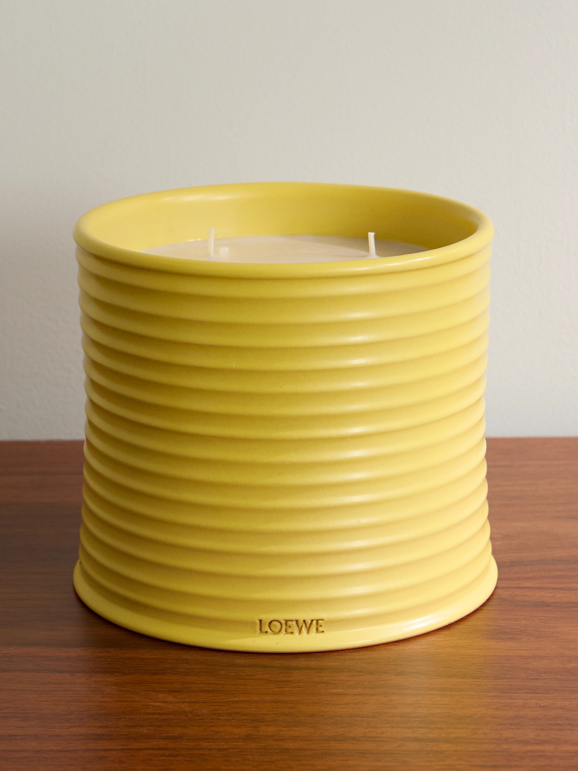 LOEWE PERFUMES Honeysuckle Large Scented Candle, 2120g - Men