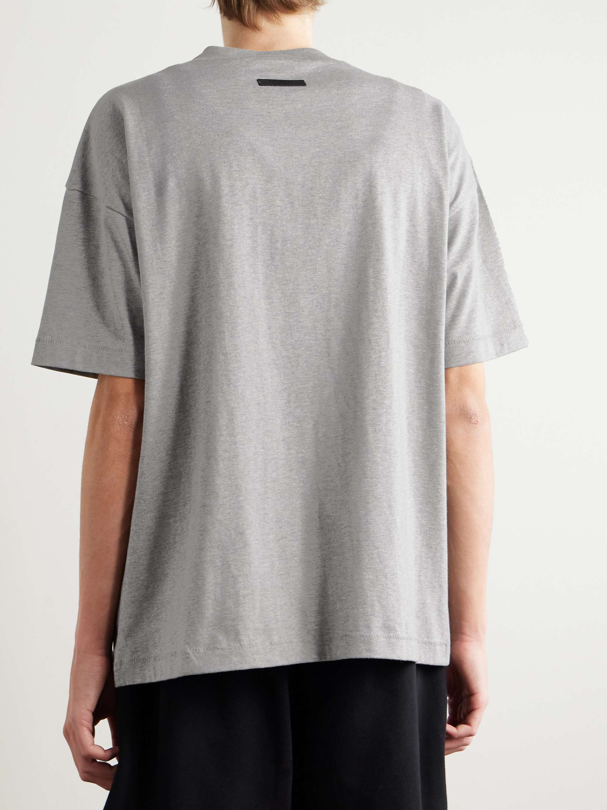 FEAR OF GOD ESSENTIALS 
