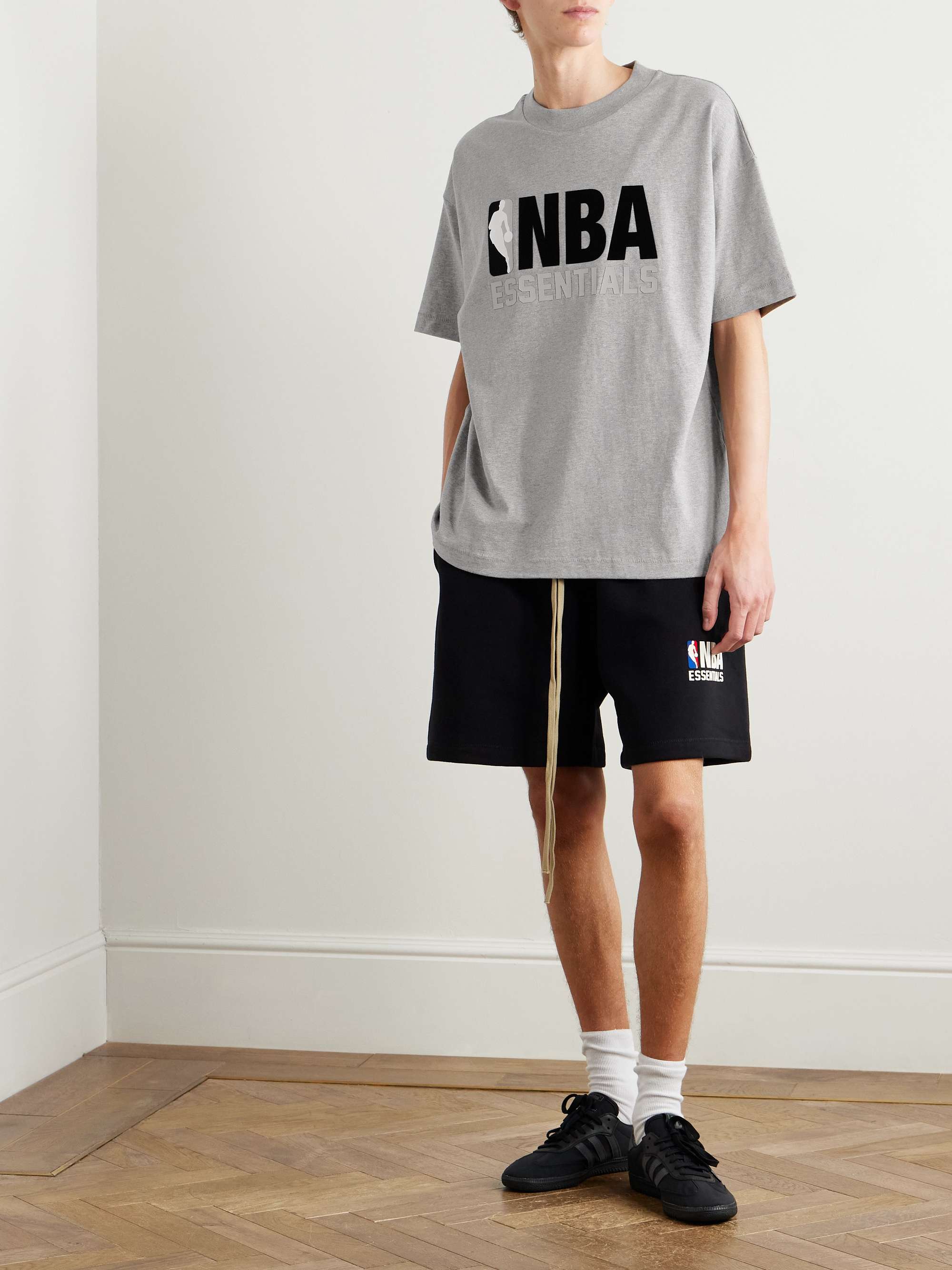 FEAR OF GOD ESSENTIALS 