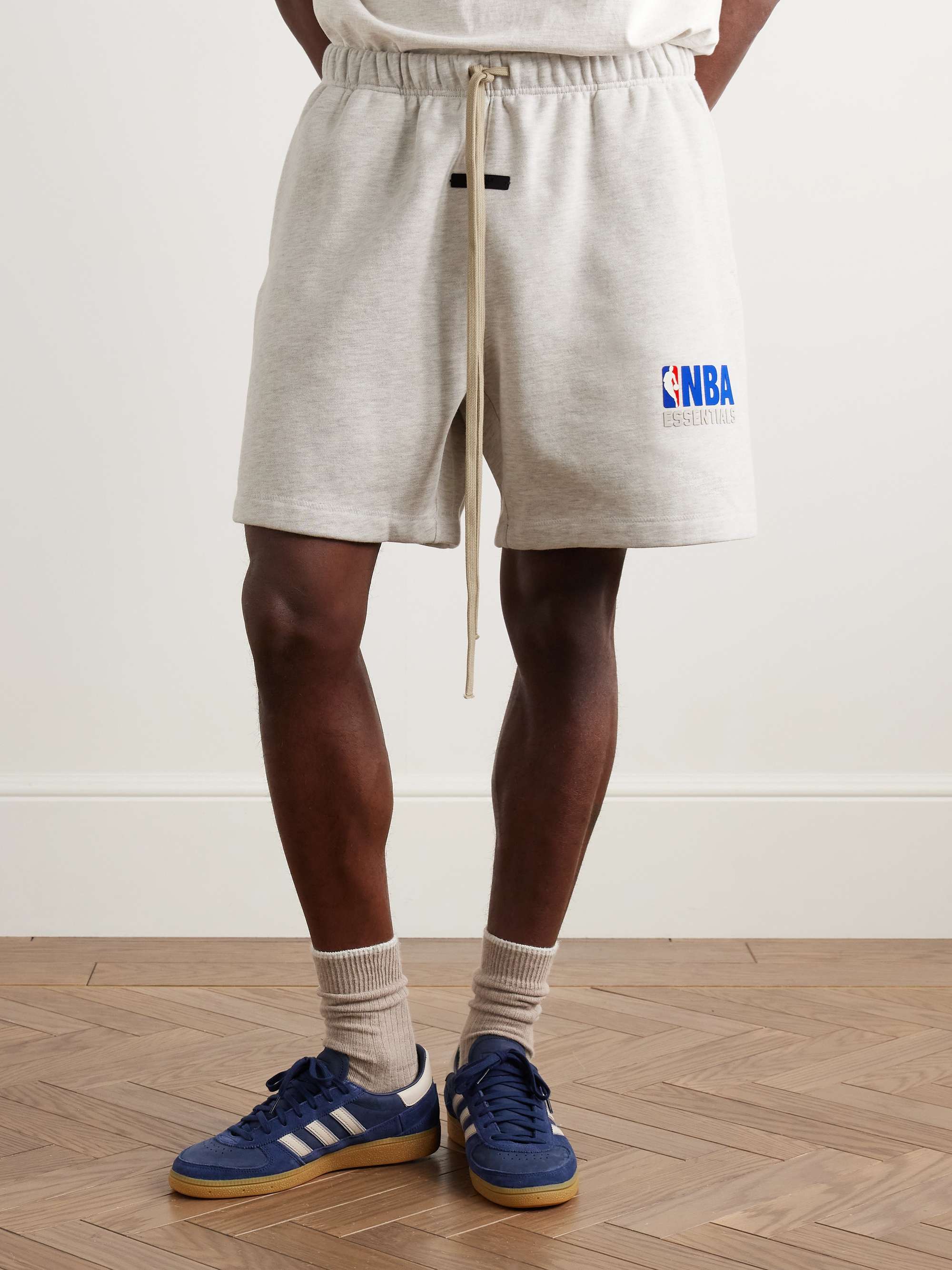 FEAR OF GOD ESSENTIALS 