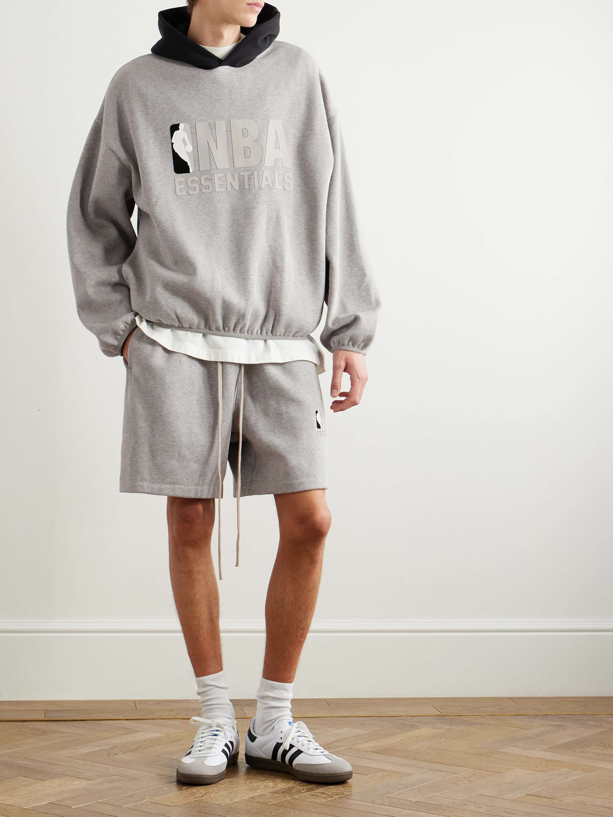 FEAR OF GOD ESSENTIALS 