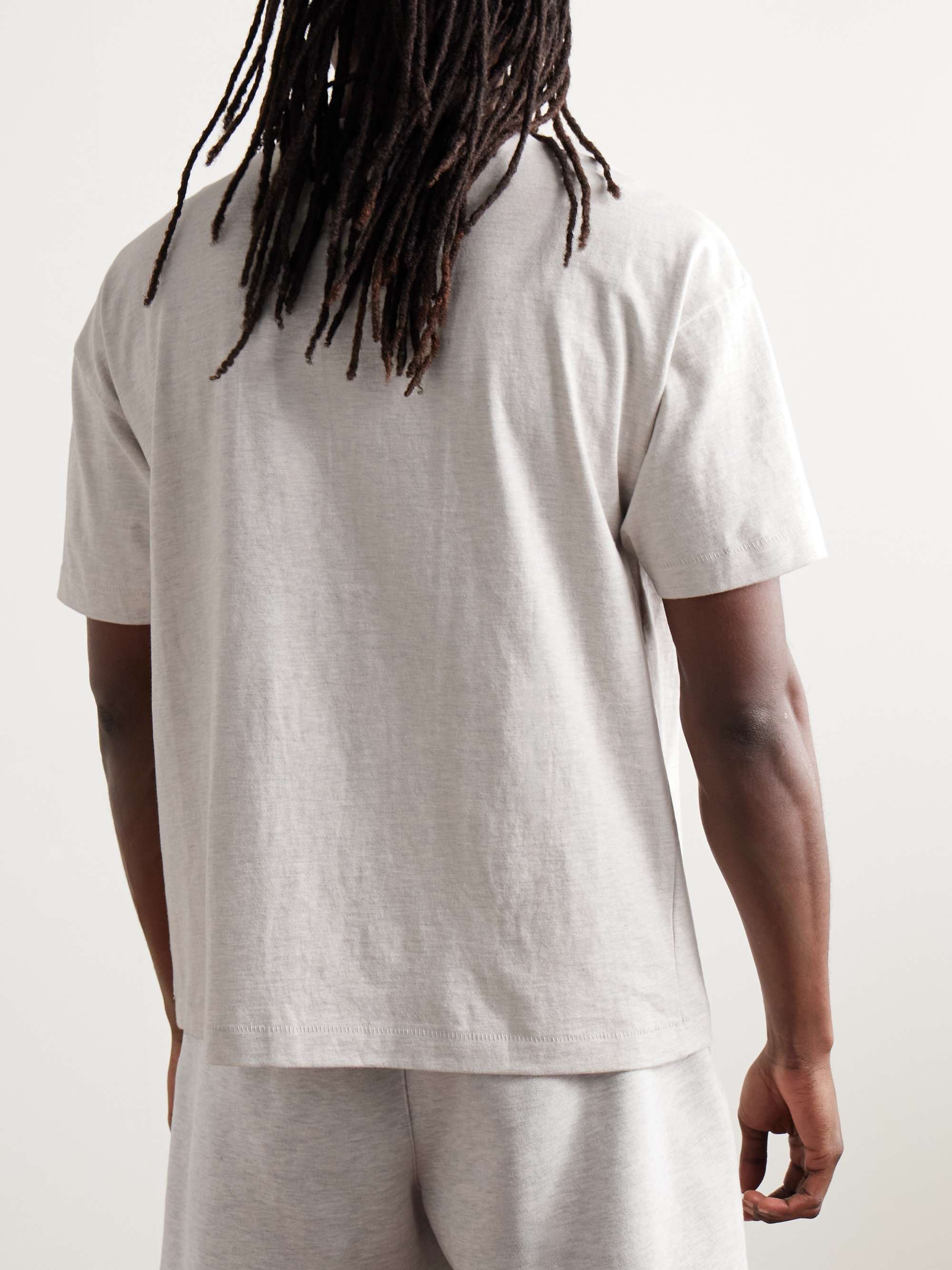 FEAR OF GOD ESSENTIALS 