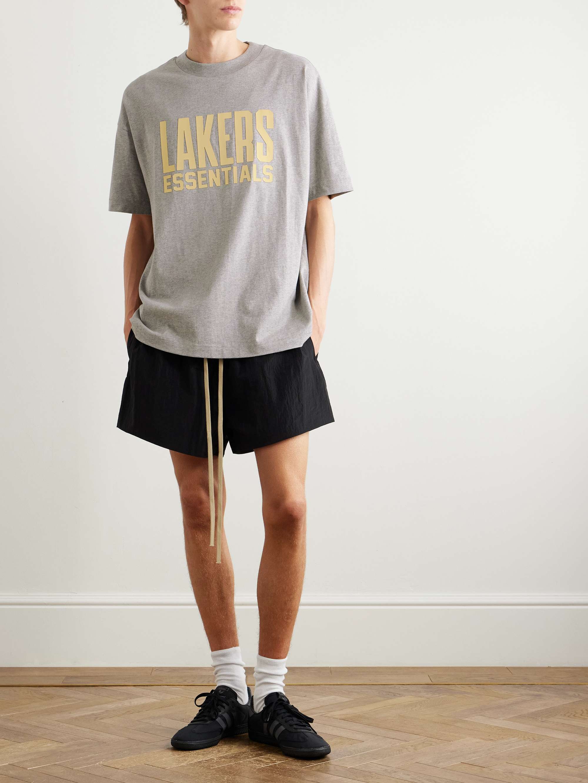 FEAR OF GOD ESSENTIALS 