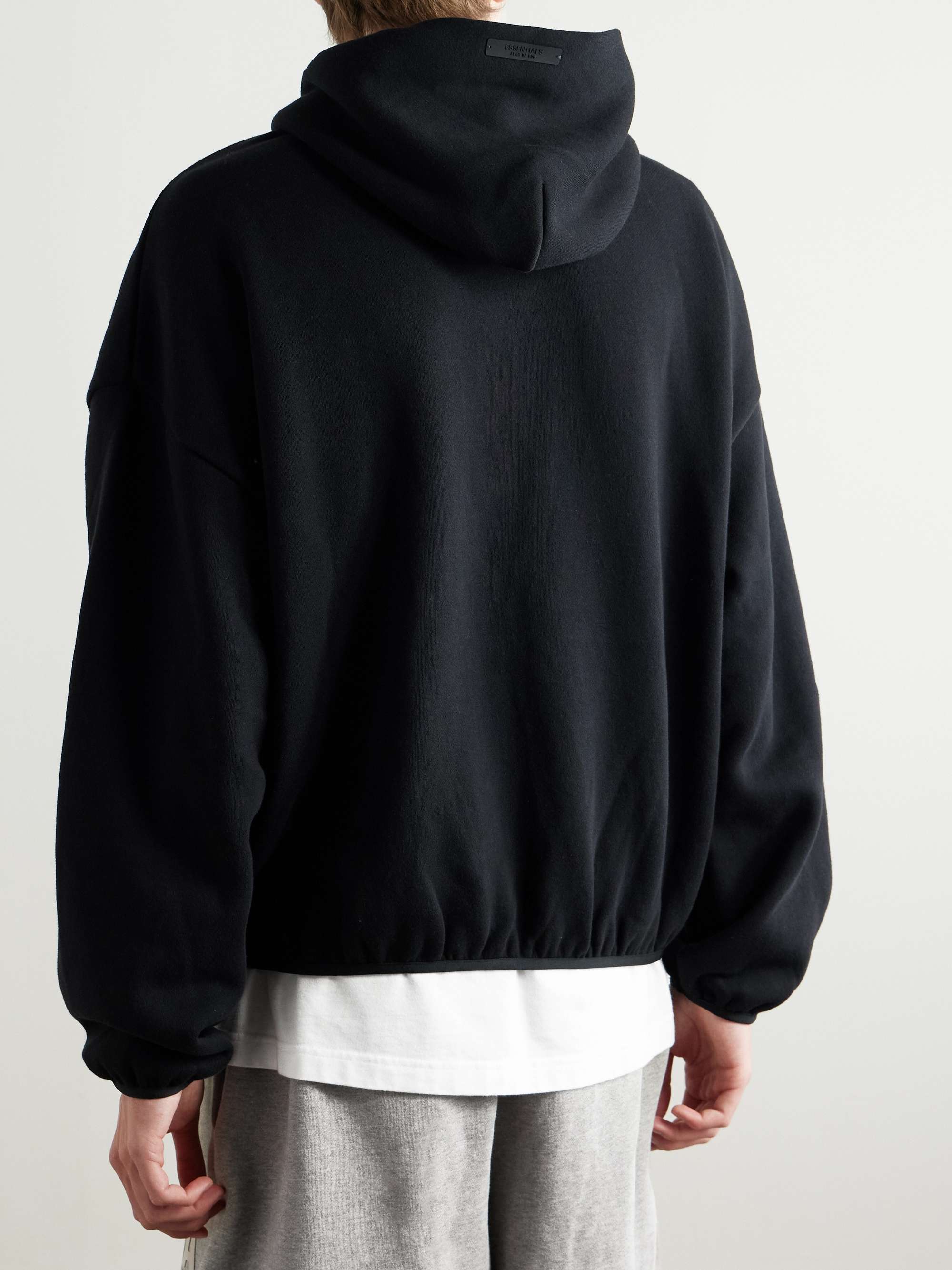 FEAR OF GOD ESSENTIALS 