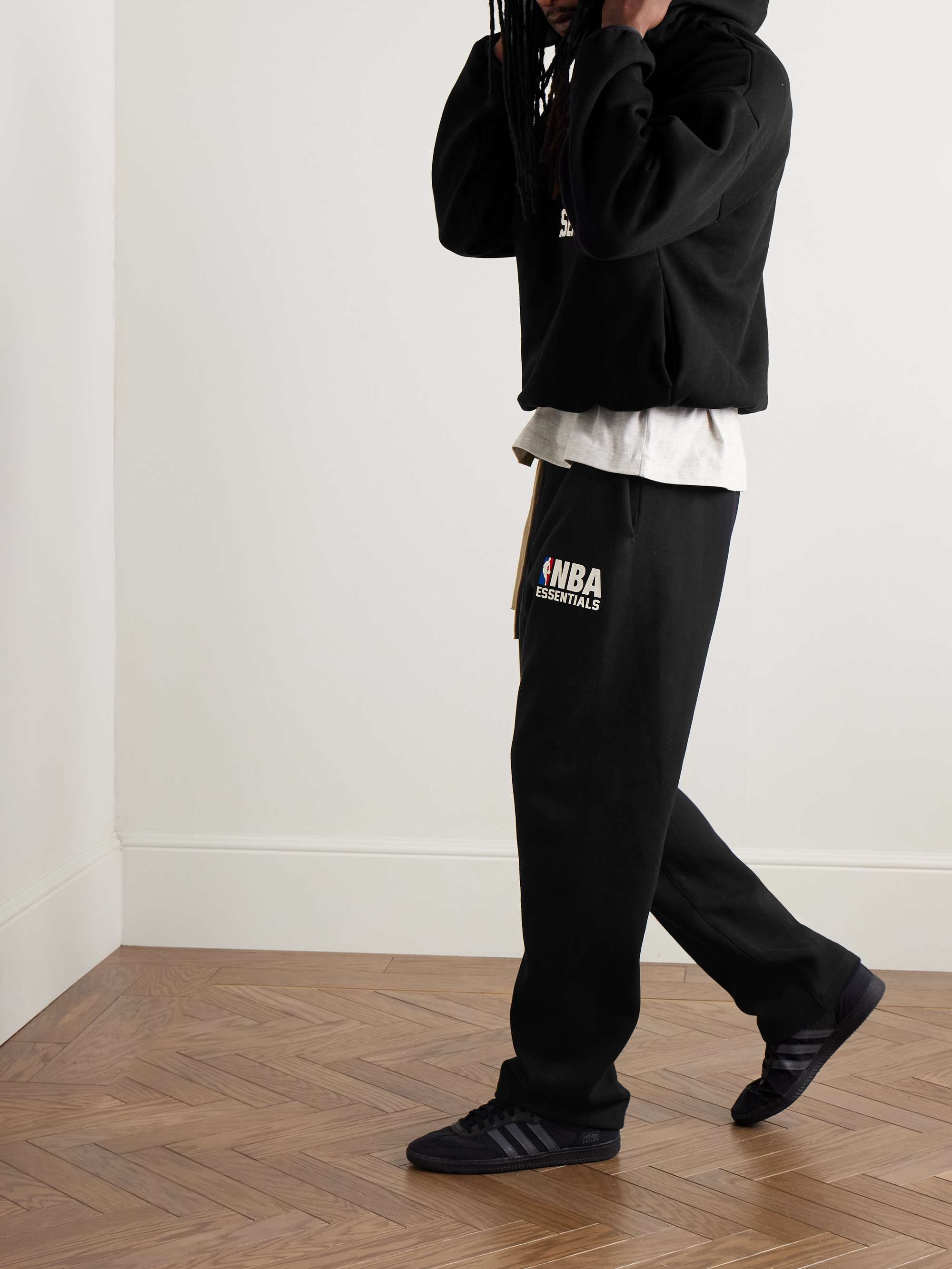 FEAR OF GOD ESSENTIALS 
