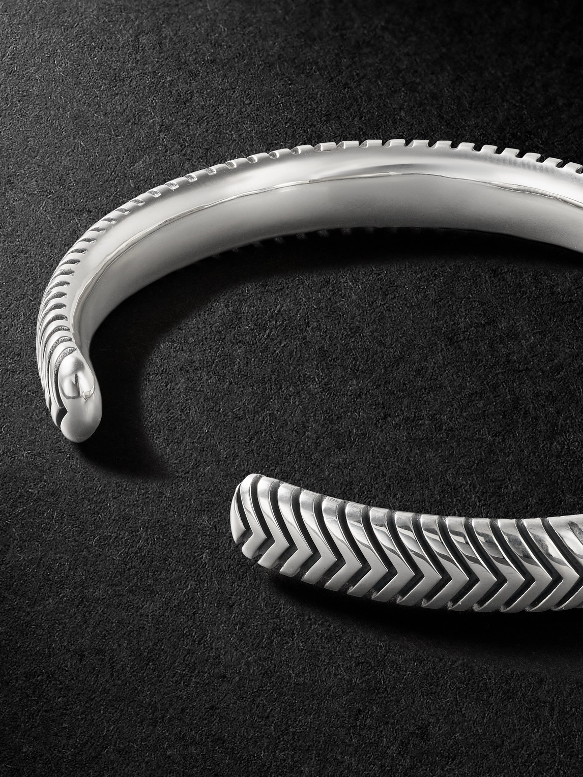 David Yurman Chevron Sterling Silver Cuff In Silver