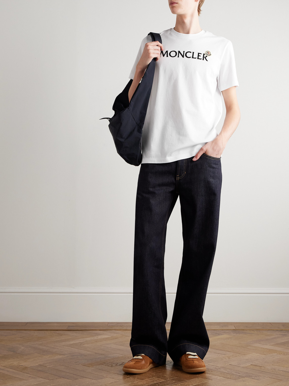 Moncler Enfant Logo Printed Crewneck T-shirt In White