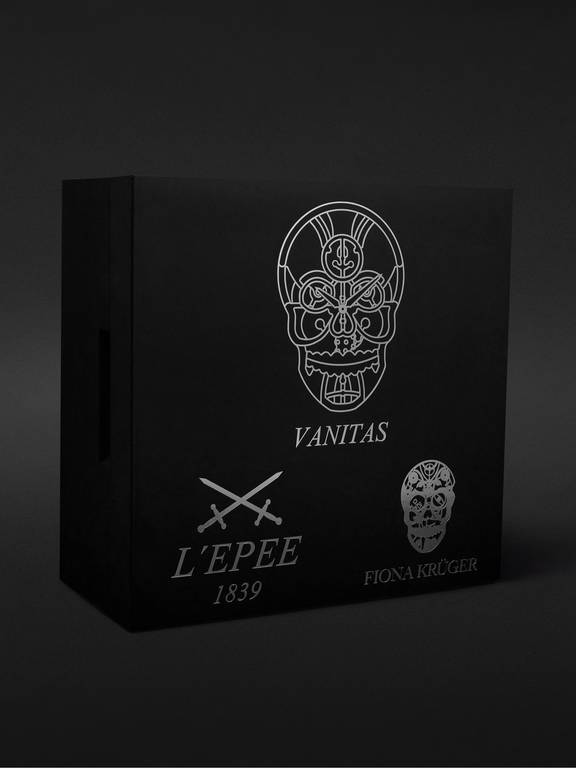 L’ÉPÉE 1839 + Fiona Krüger Vanitas Limited Edition Hand-Wound Palladium-Coated Wall Clock