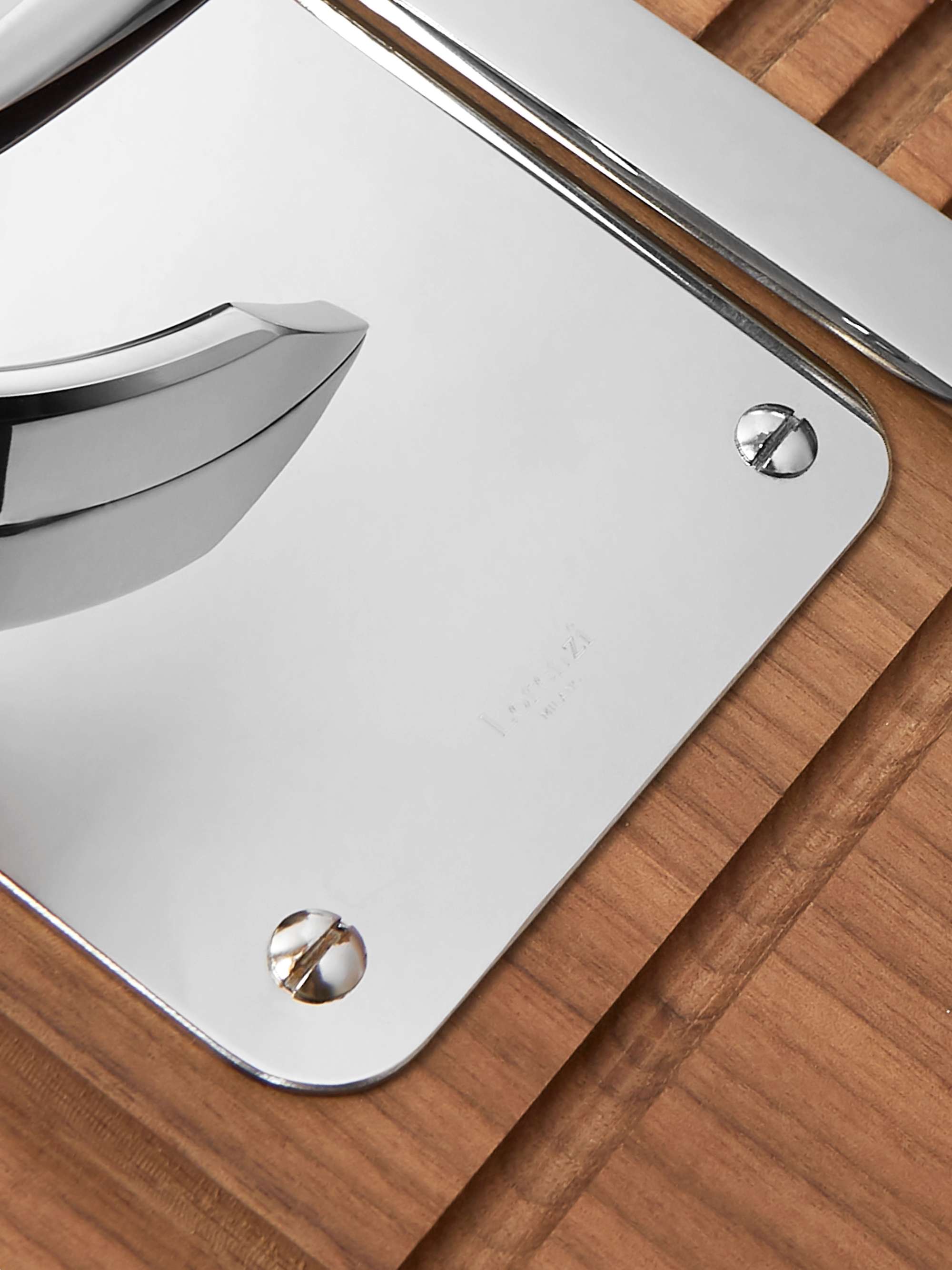 LORENZI MILANO Stainless Steel and Walnut Oyster Set