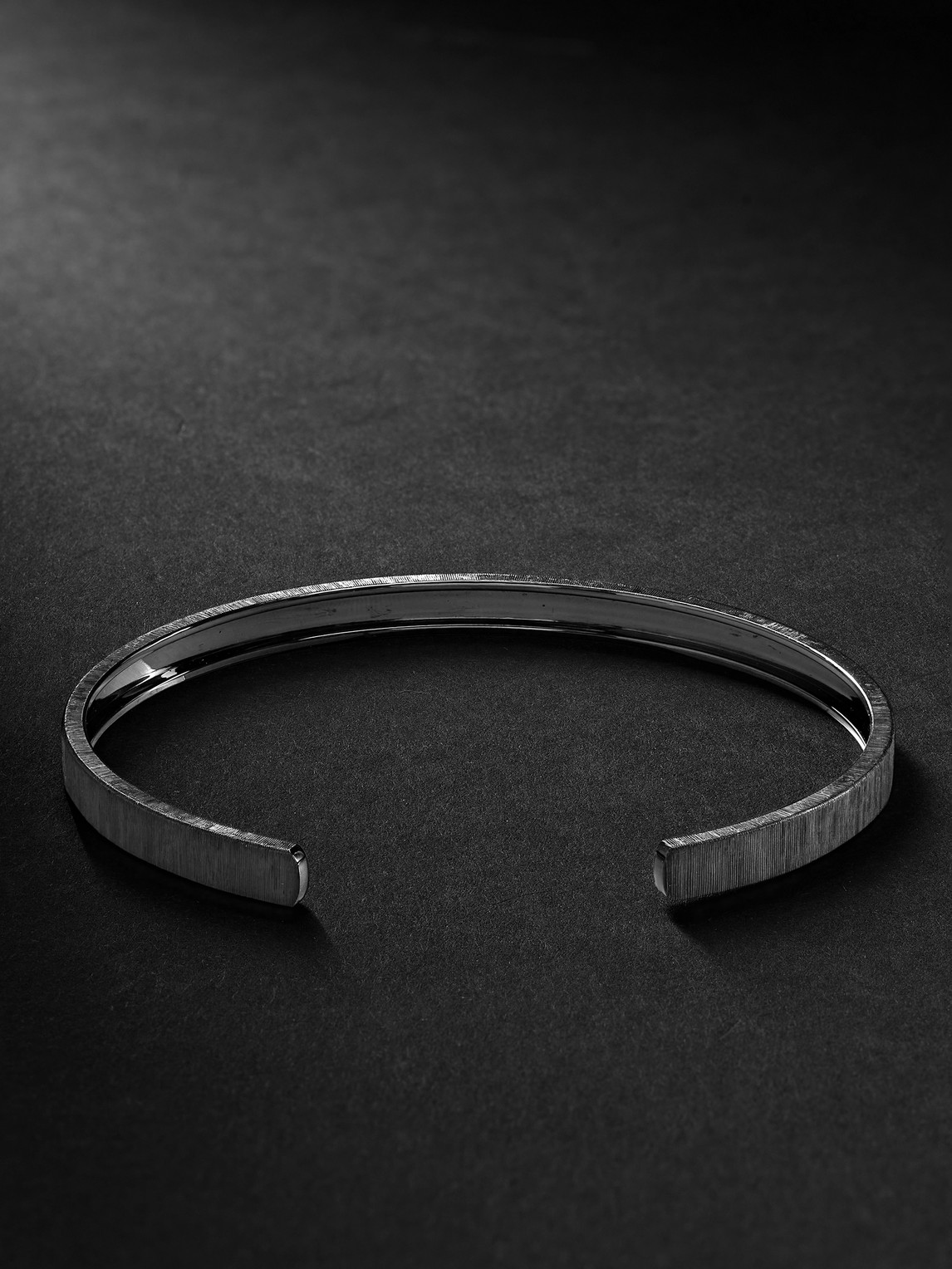 Shop Buccellati Macri Blackened White Gold Bangle In Silver