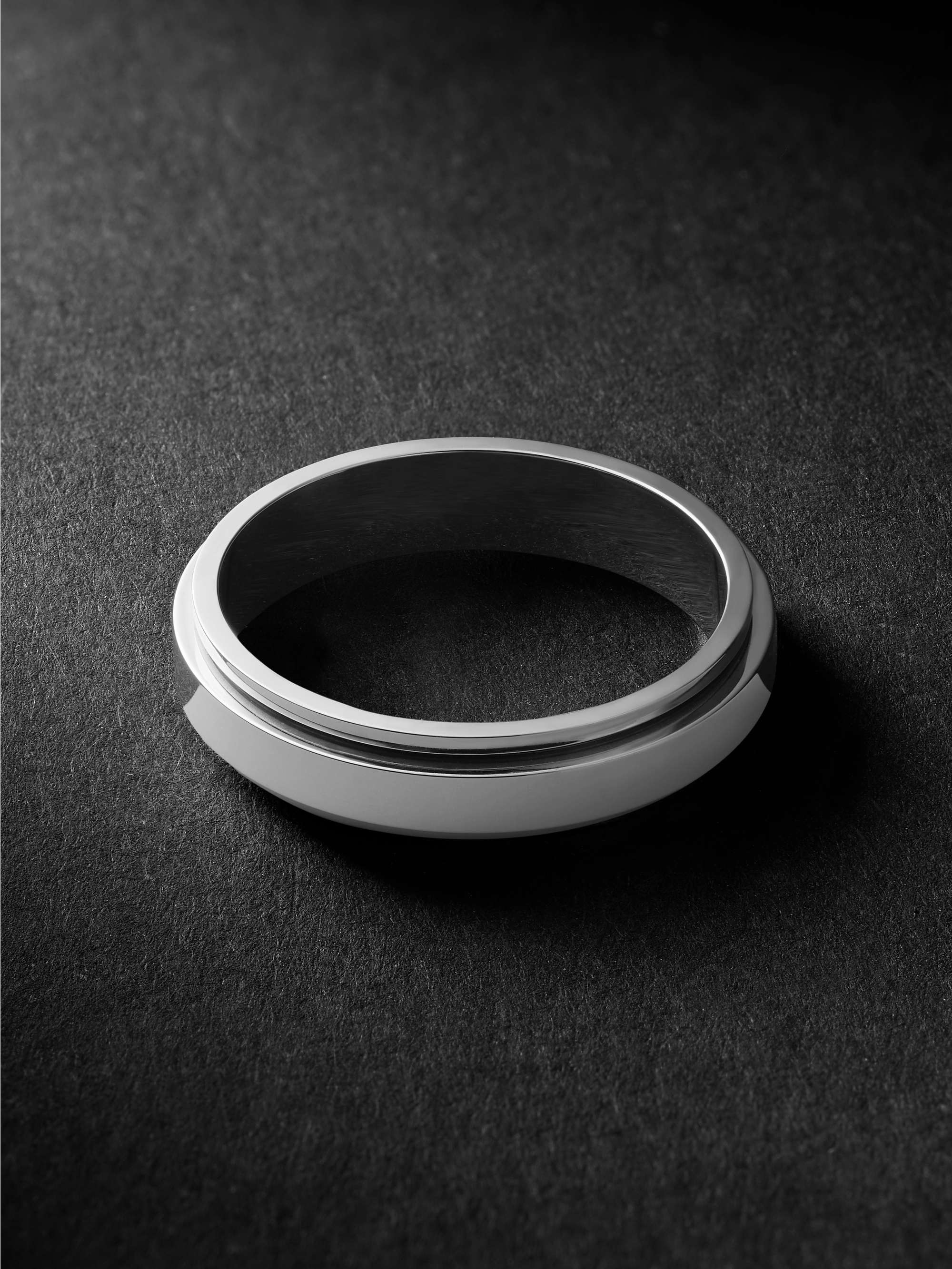 PIAGET Possession 18-Karat White Gold Ring