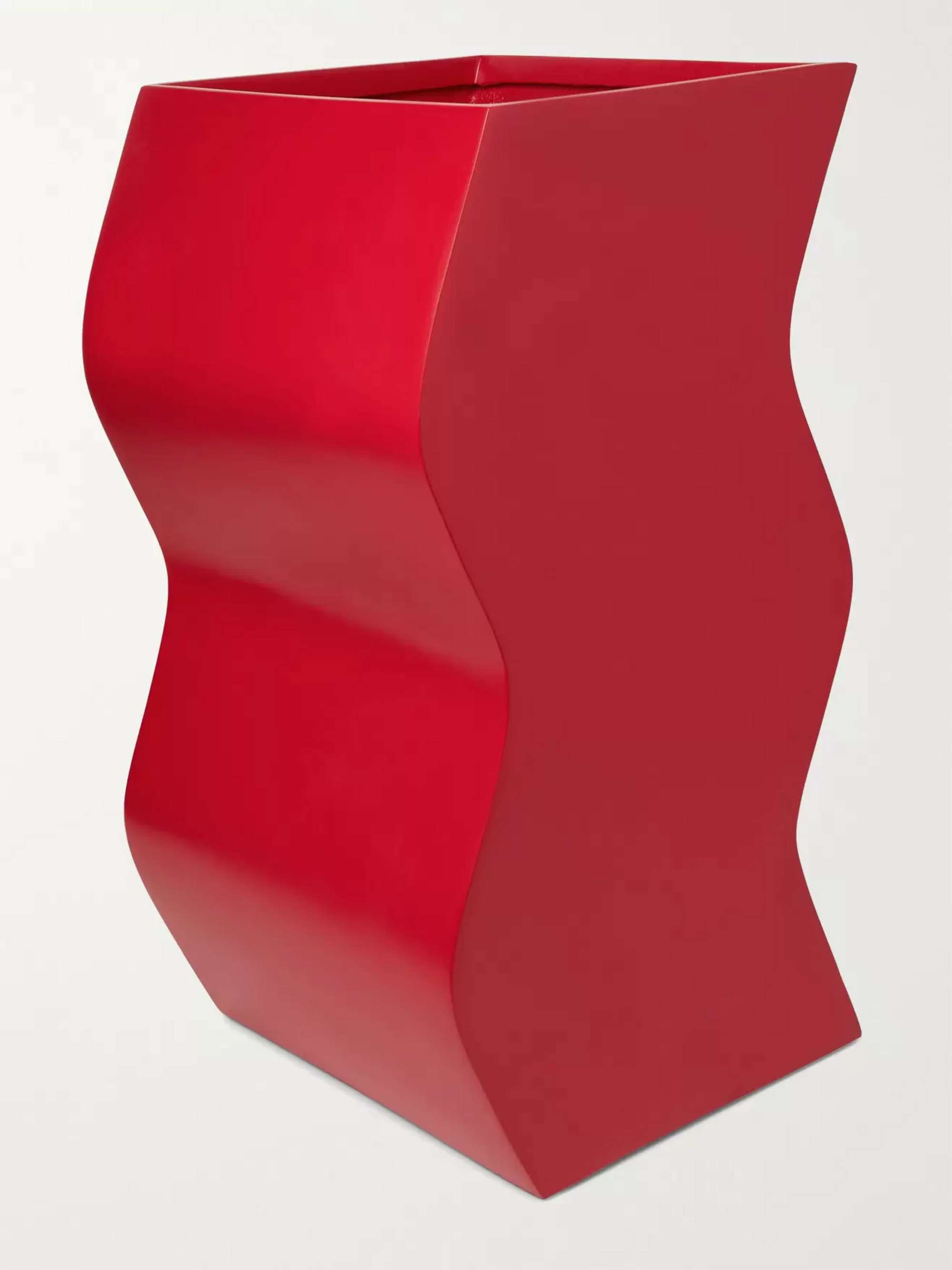 PIECES Cone Fiberglass Planter