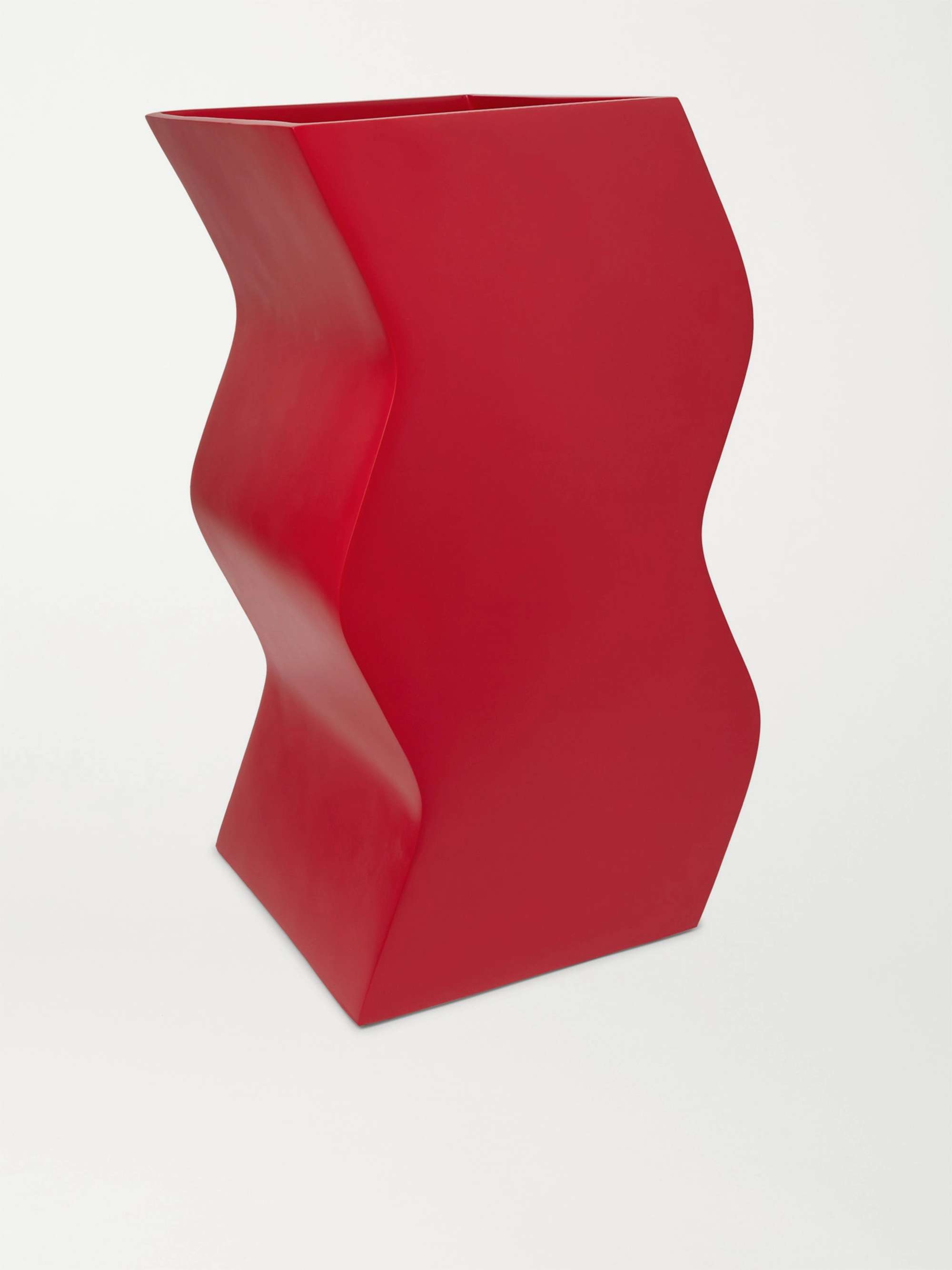 PIECES Cone Fiberglass Planter