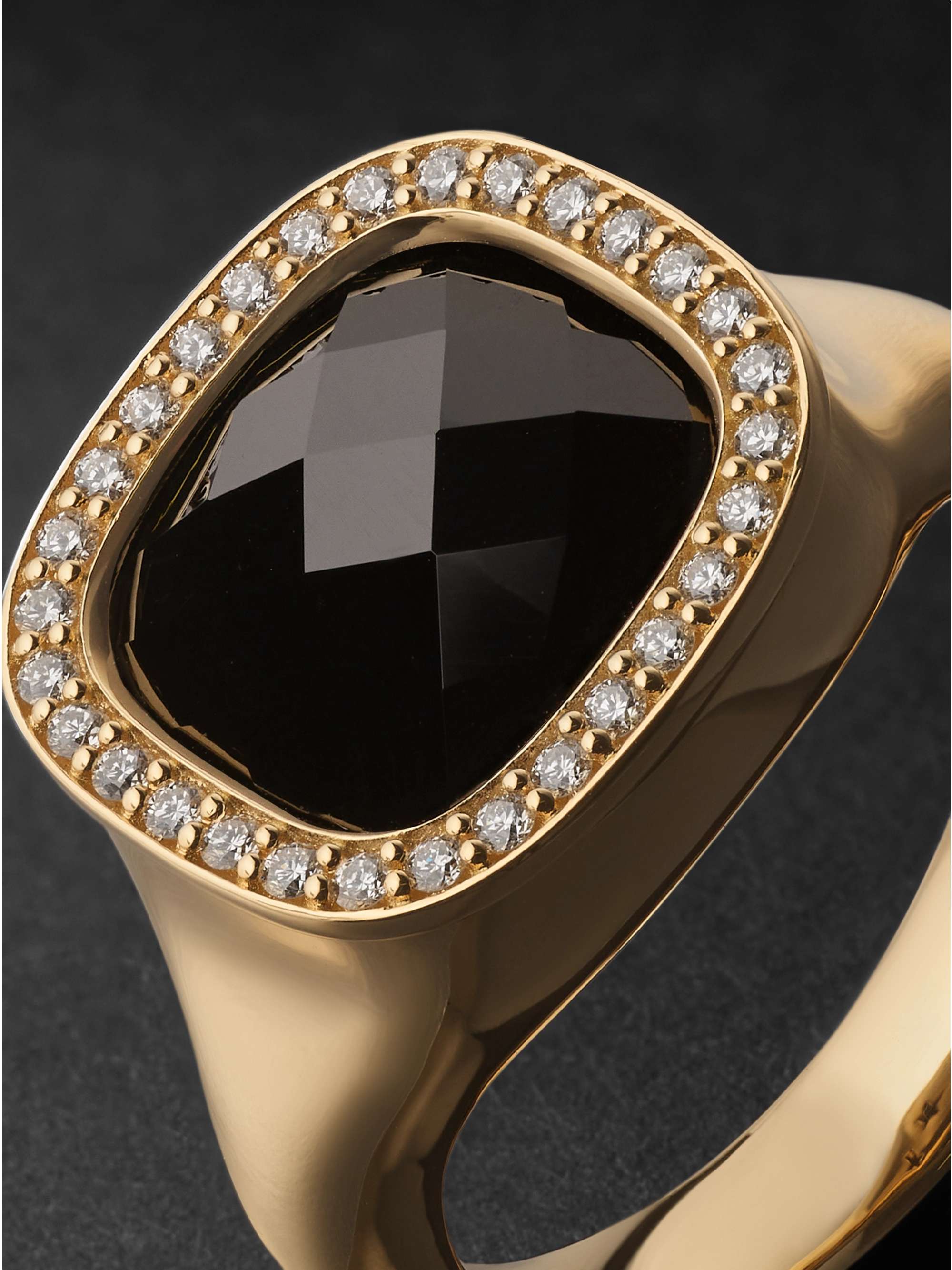 OLE LYNGGAARD COPENHAGEN Cushion Gold, Topaz and Diamond Ring