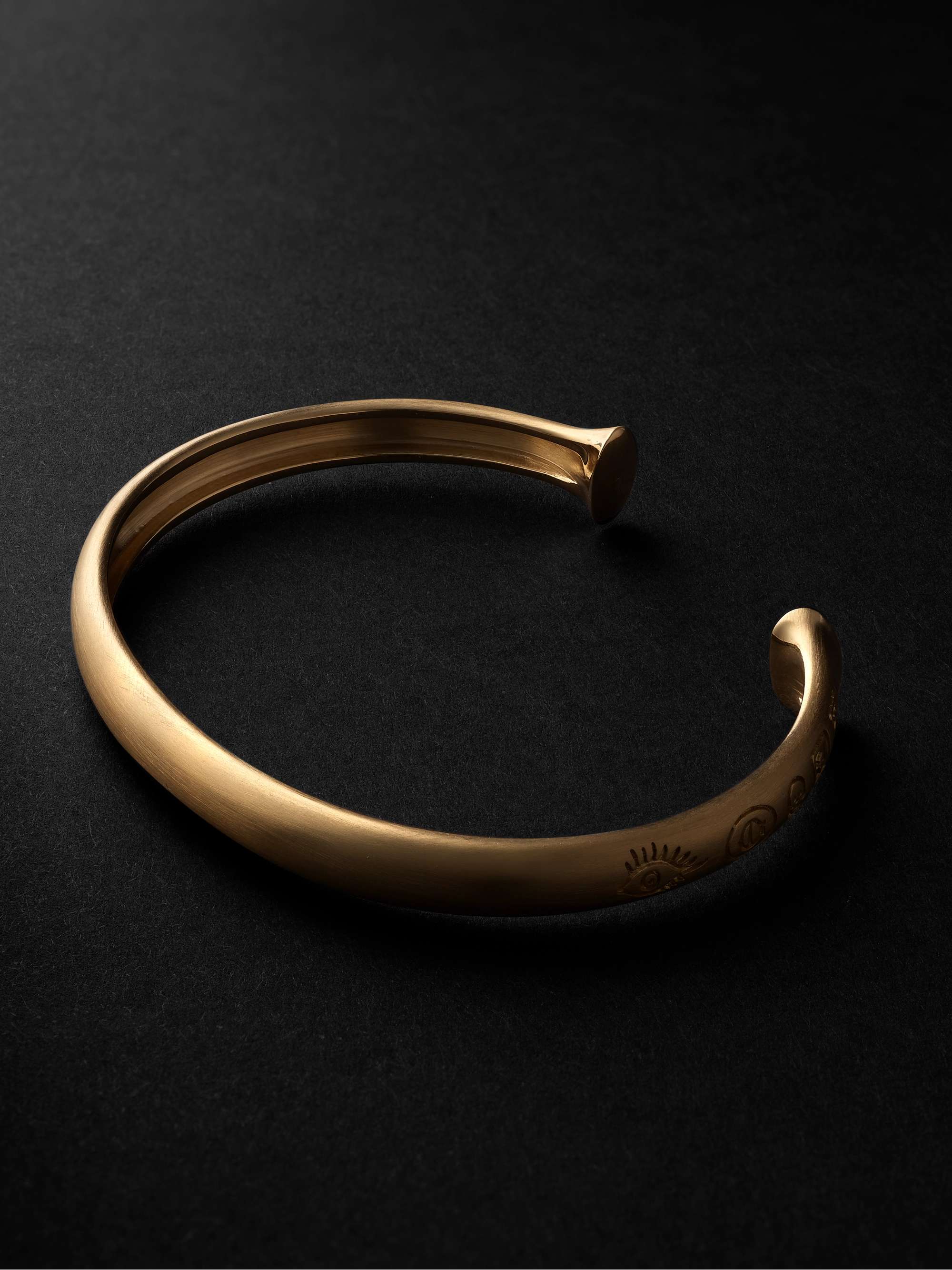 OLE LYNGGAARD COPENHAGEN Julius Engraved Gold Cuff
