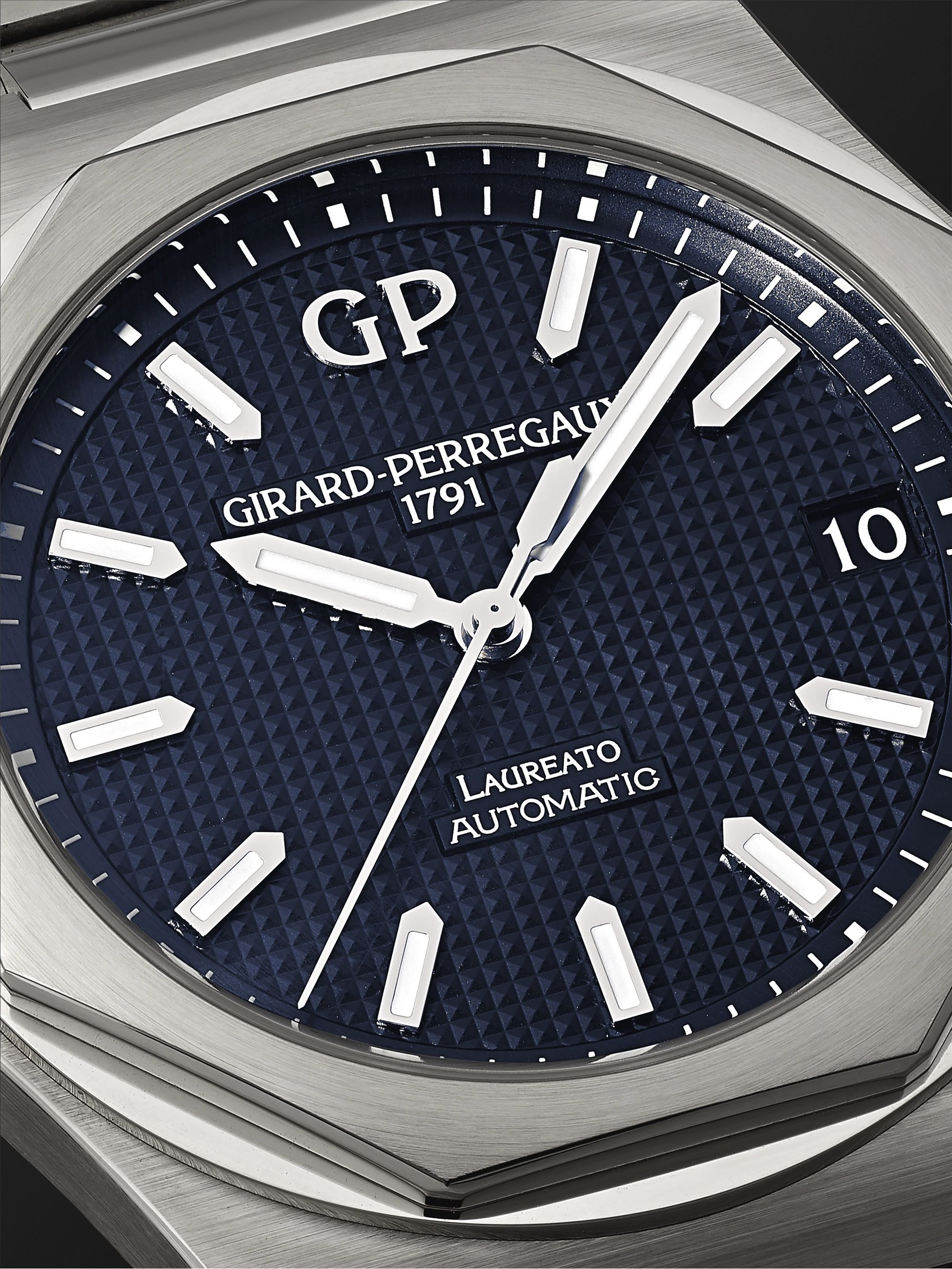 GIRARD-PERREGAUX Laureato Automatic 42mm Stainless Steel Watch, Ref. No. 81010-11-431-11A