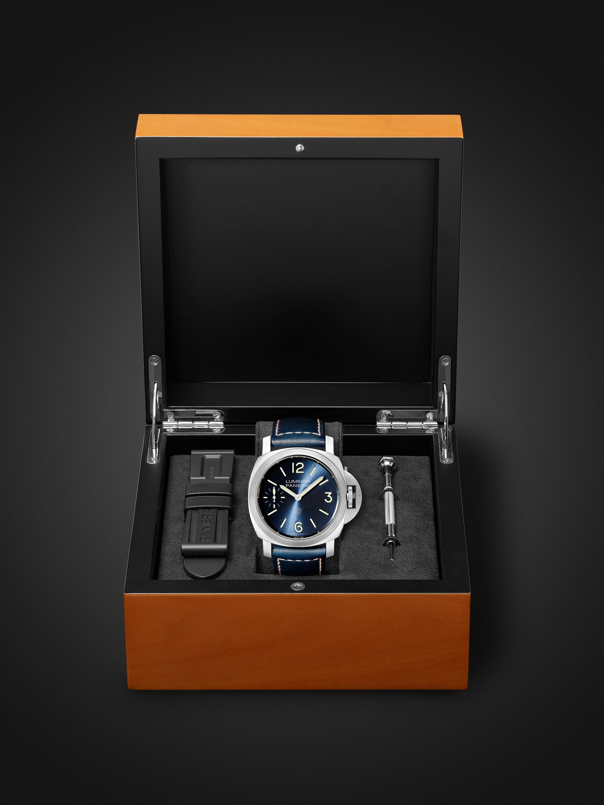 PANERAI Luminor Blu Mare Hand-Wound 44mm Stainless Steel and Leather Watch, Ref. No. PAM1085