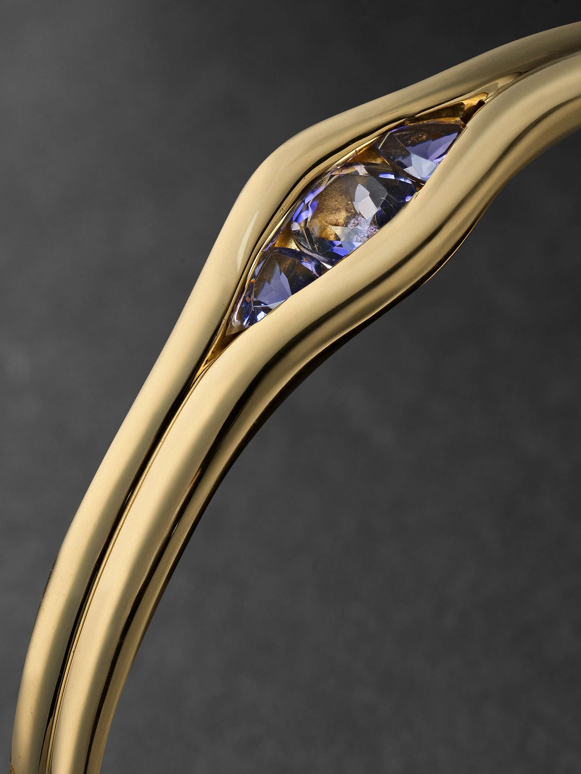 FERNANDO JORGE Trillion 18-Karat Gold Iolite Cuff
