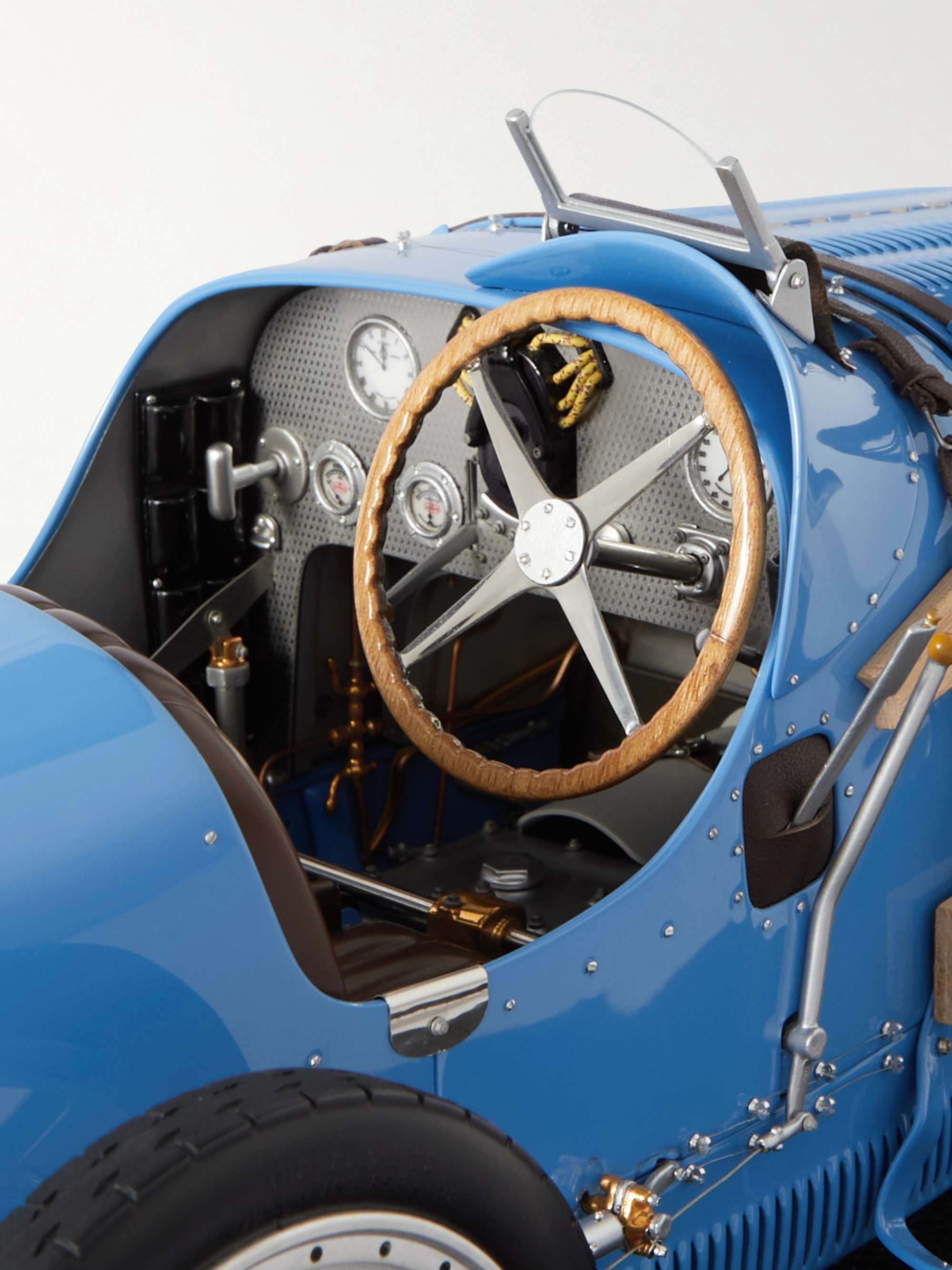 AMALGAM COLLECTION Bugatti Type 35 1:8 Model Car