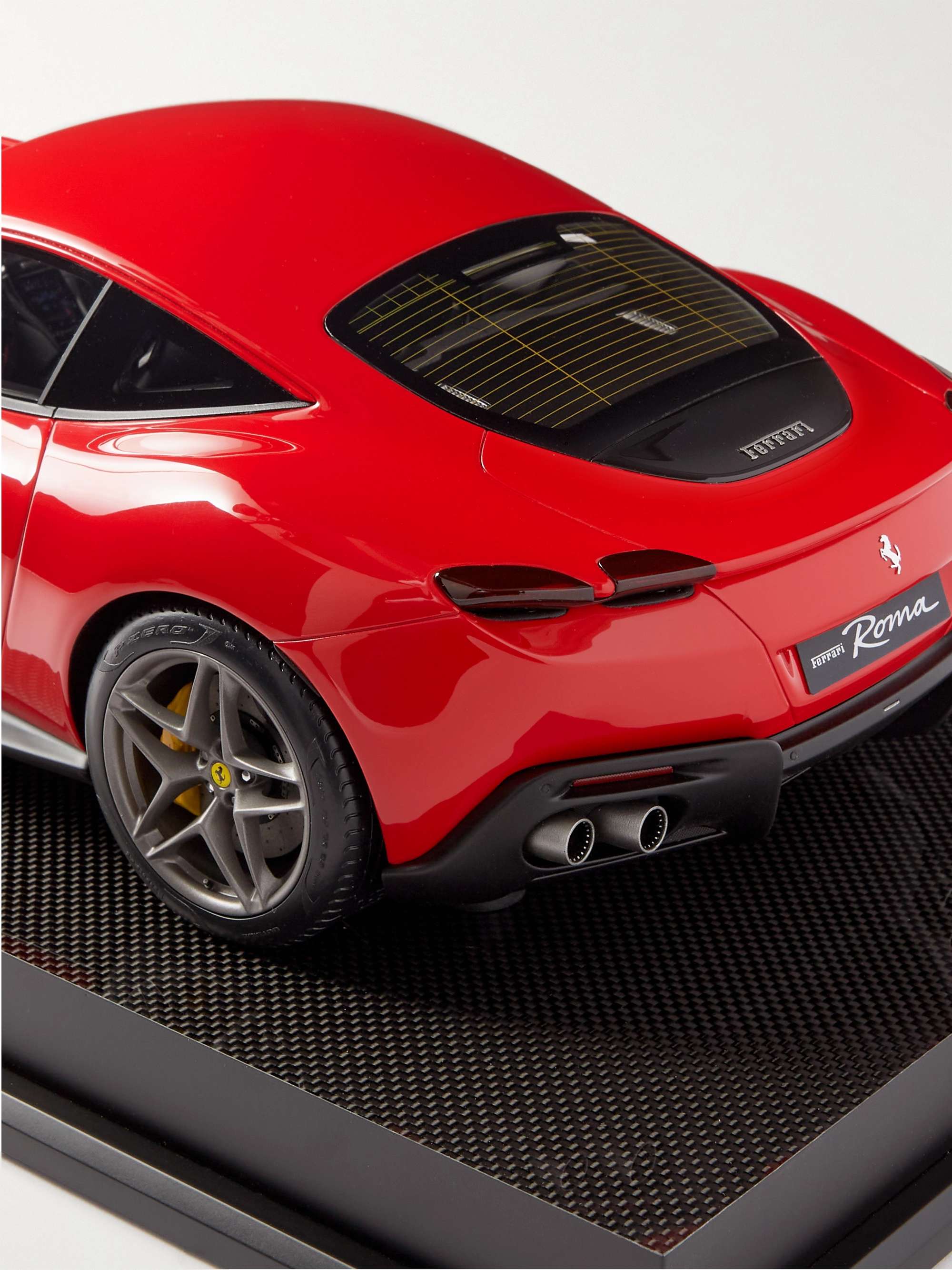 AMALGAM COLLECTION Ferrari Roma 1:12 Model Car