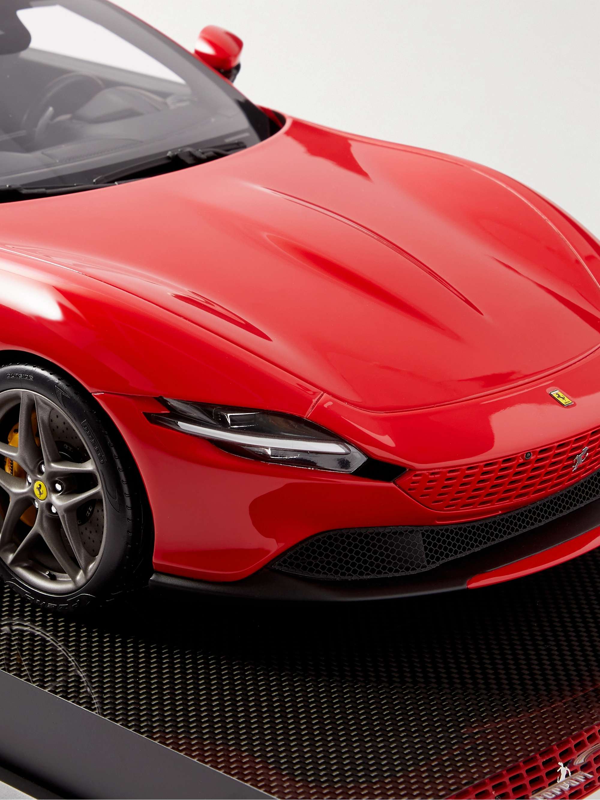 AMALGAM COLLECTION Ferrari Roma 1:12 Model Car