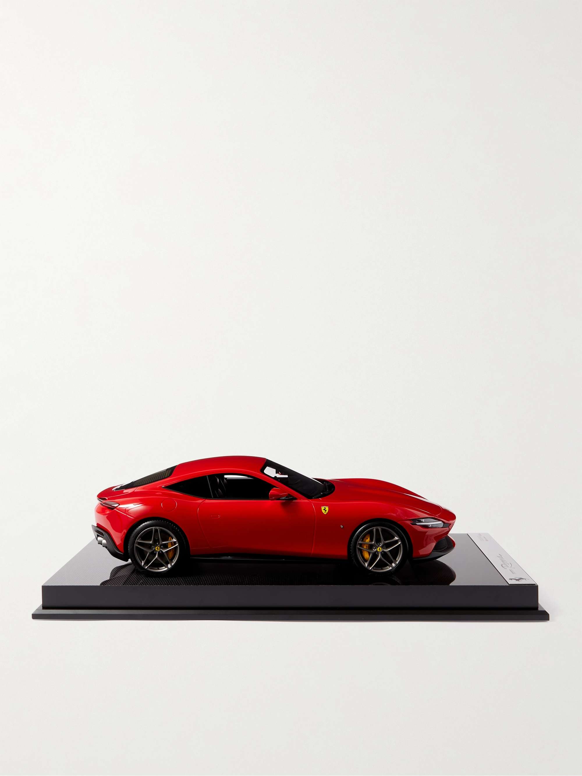 AMALGAM COLLECTION Ferrari Roma 1:12 Model Car