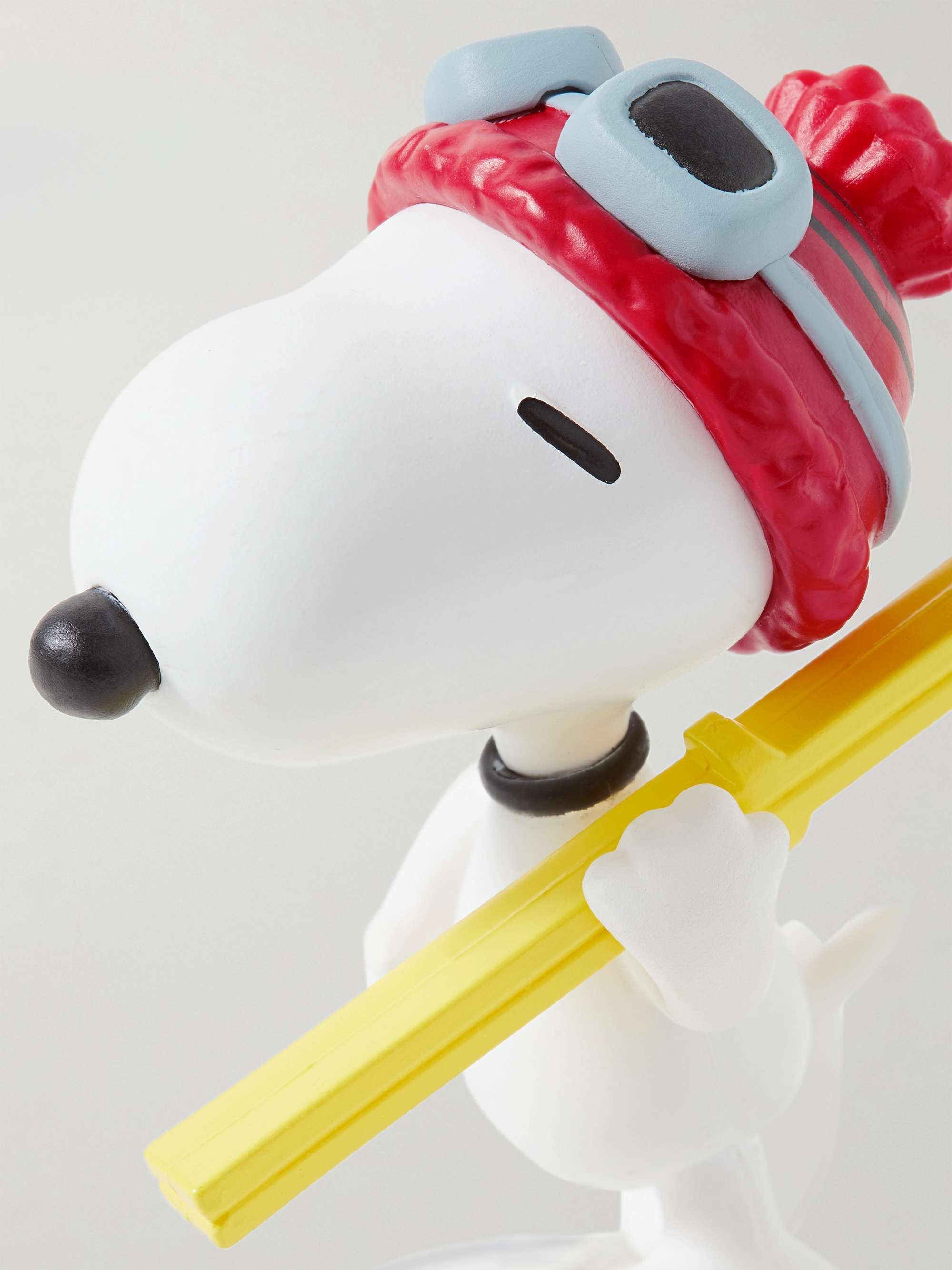 MEDICOM Ultra Detail Figure Peanuts Series 12: Skier Snoopy
