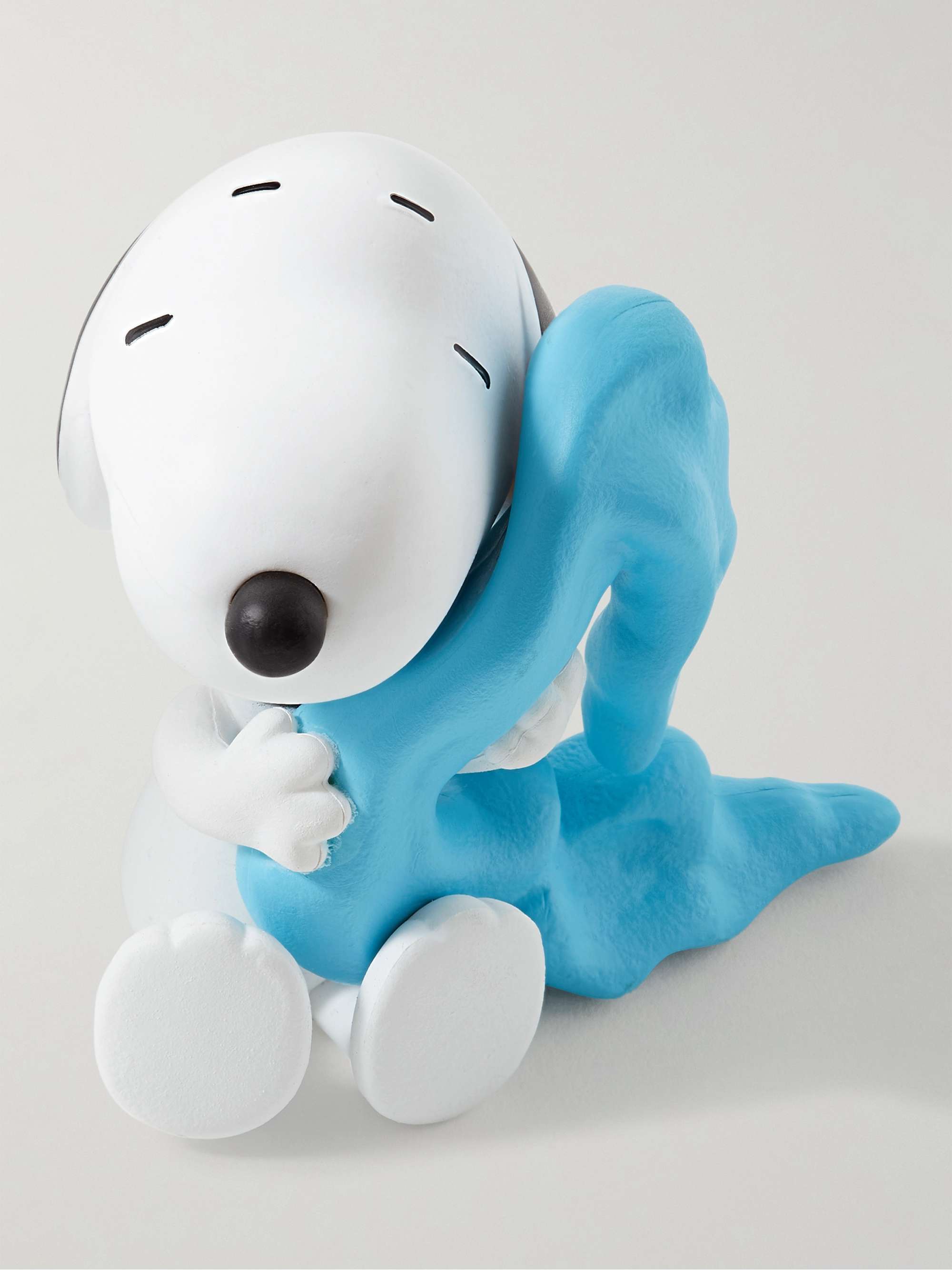 MEDICOM Ultra Detail Figure Peanuts Series 12: Snoopy with Linus' Blanket