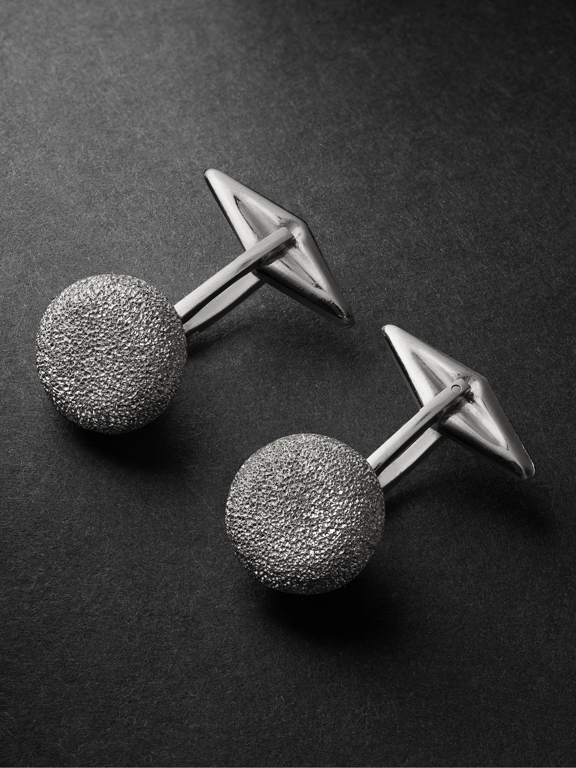 Florentine Blackened Gold Cufflinks