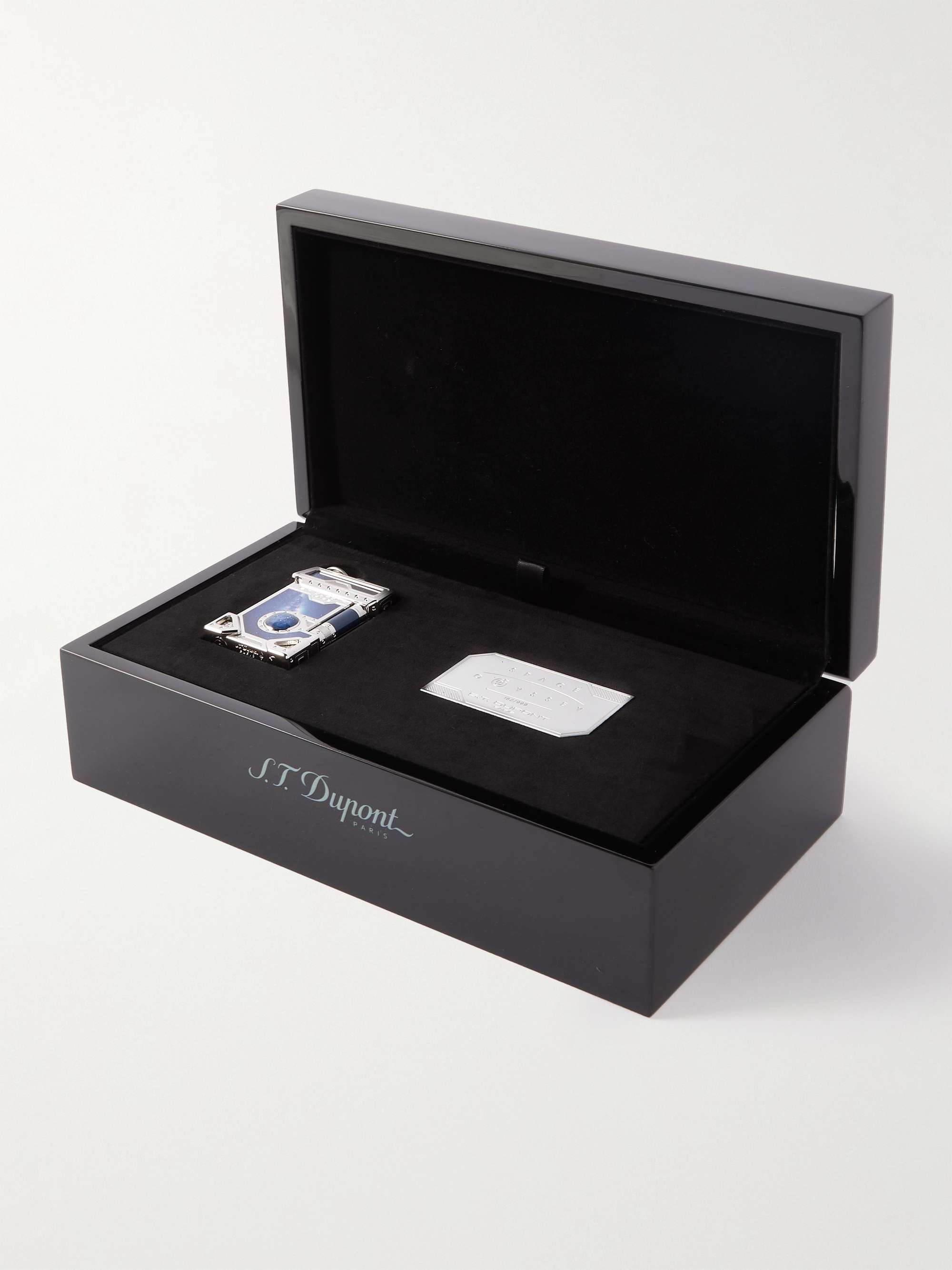 S.T. DUPONT Prestige Lighter Space Odyssey Limited-Edition Smoking Kit