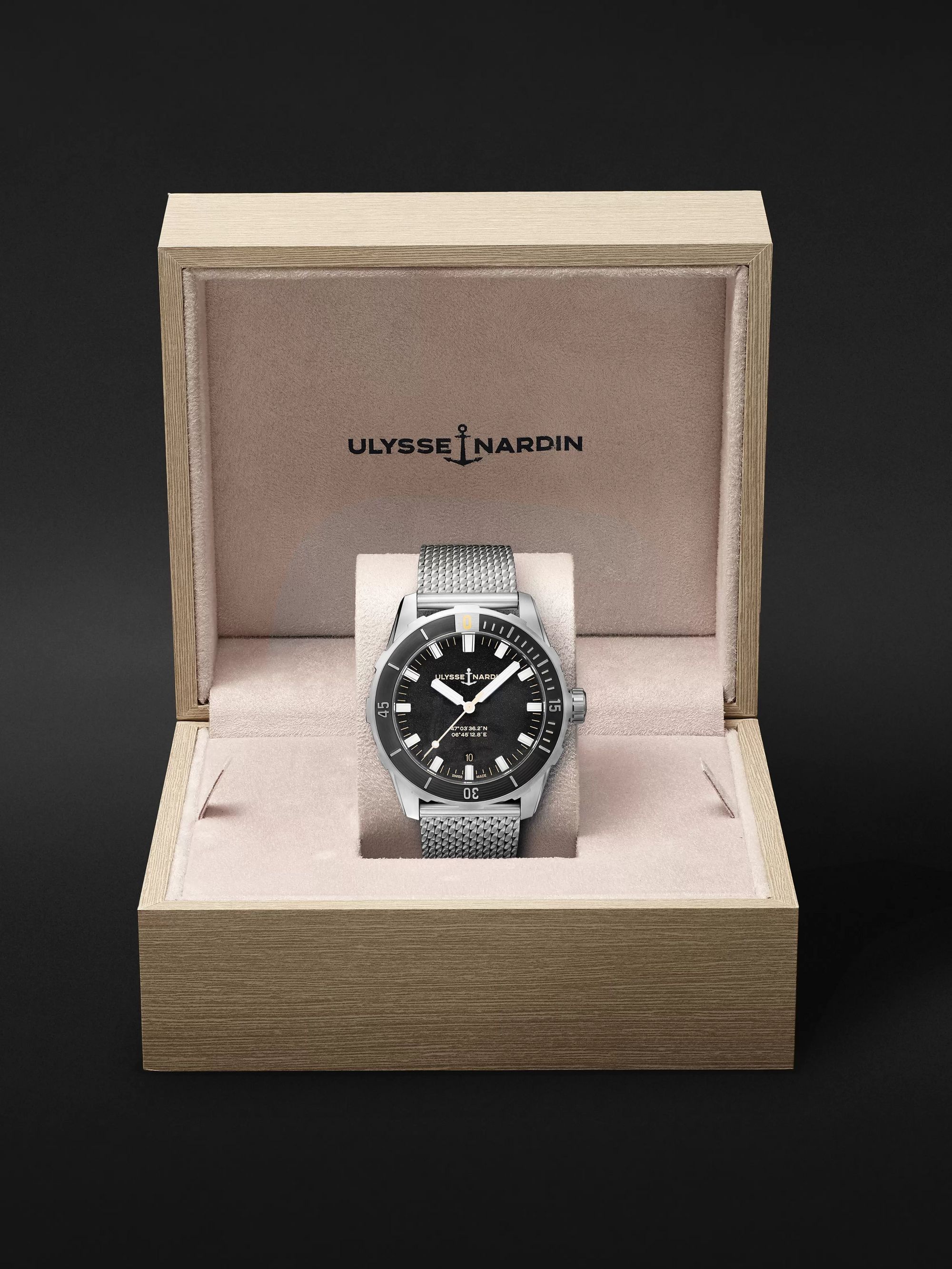 ULYSSE NARDIN Diver Automatic 42mm Stainless Steel Watch, Ref. No. 8163-175-7M/92