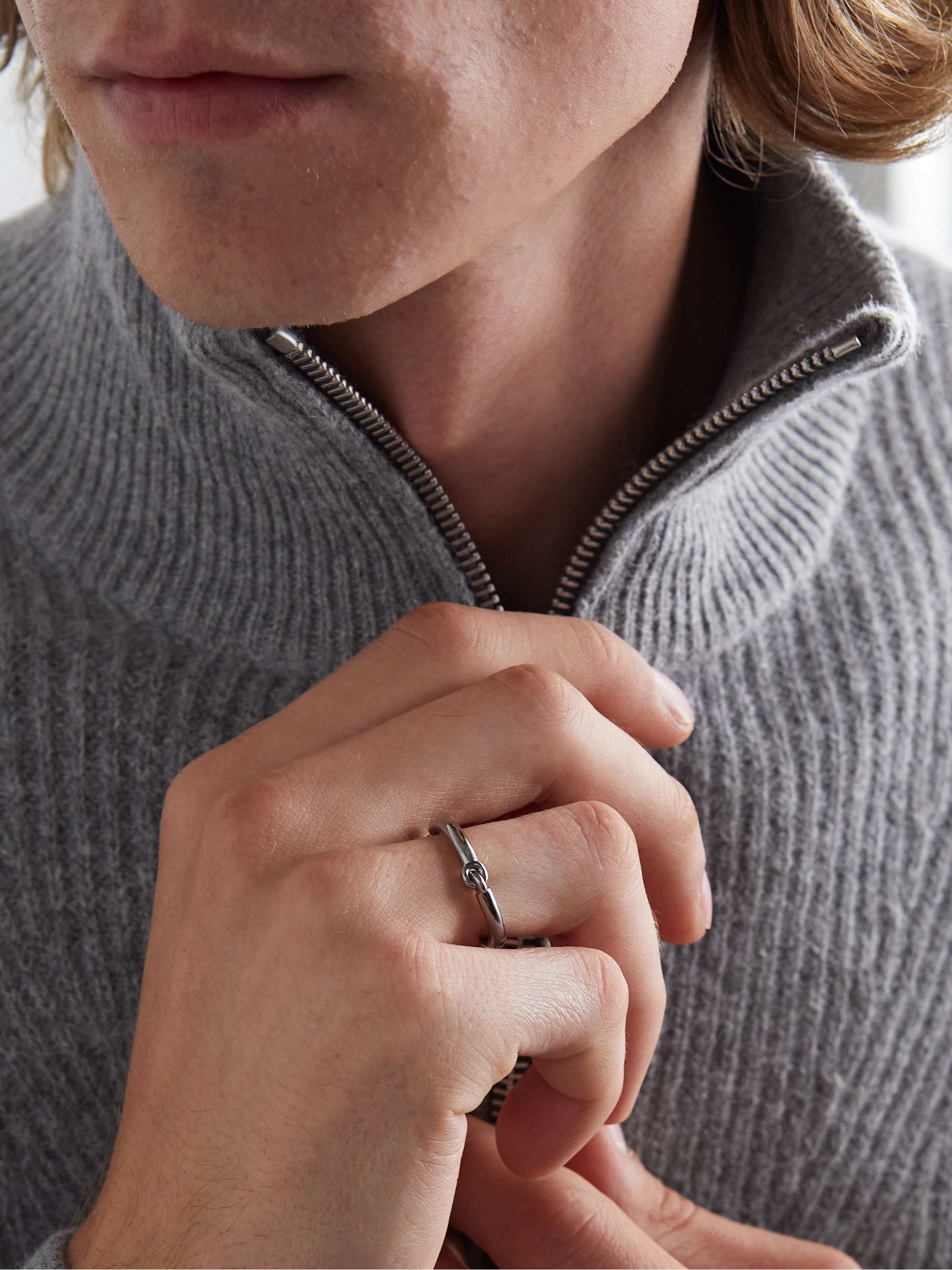 MAOR The Equinox White Gold and Rhodium Ring