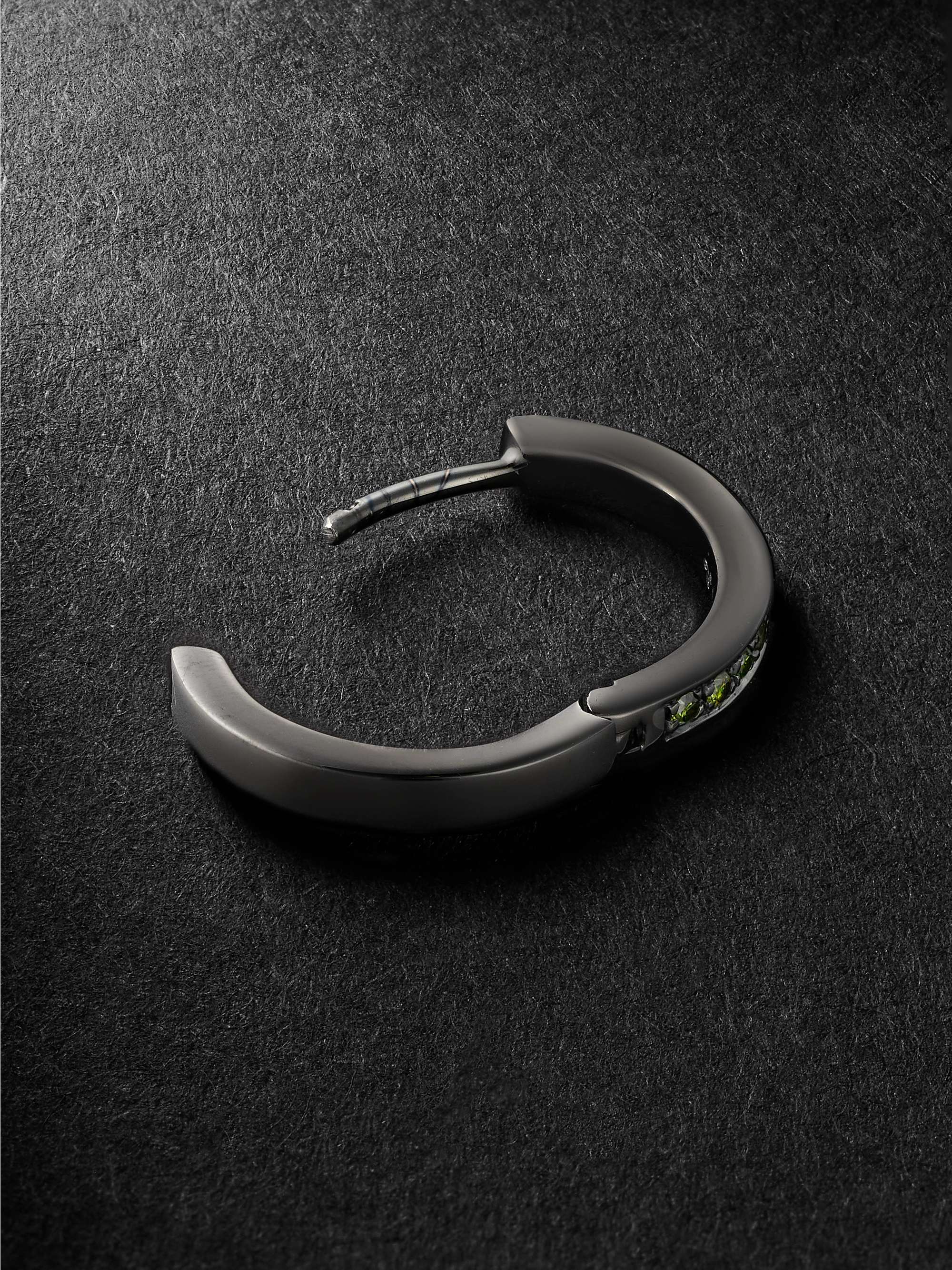 KOLOURS JEWELRY قرط دائري فردي Fortis Medium من الذهب المسوّد مرصع بالألماس