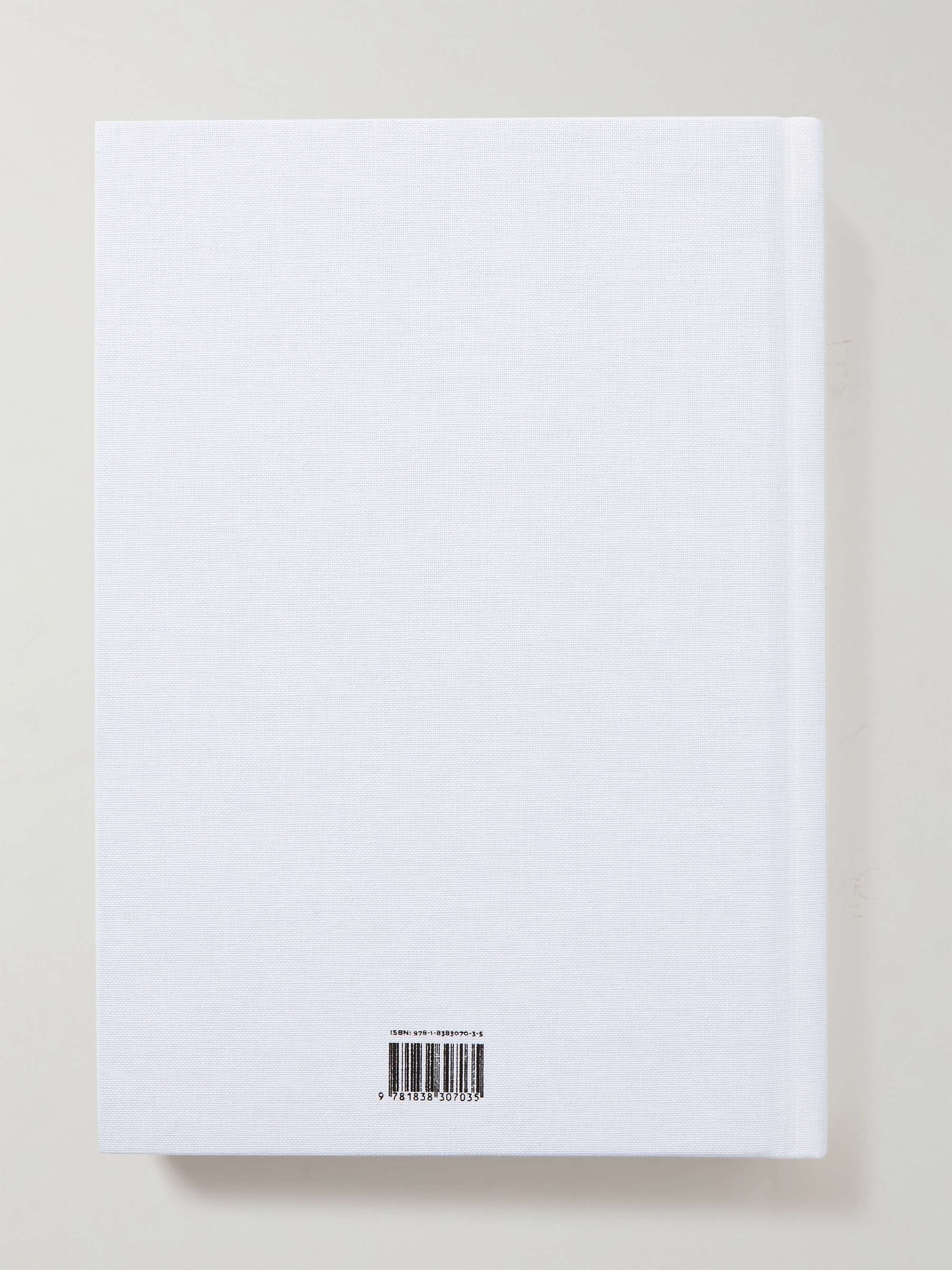 THE WATCH ANNUAL The Watch Annual 2021 Exclusive MR PORTER Edition Hardcover Book