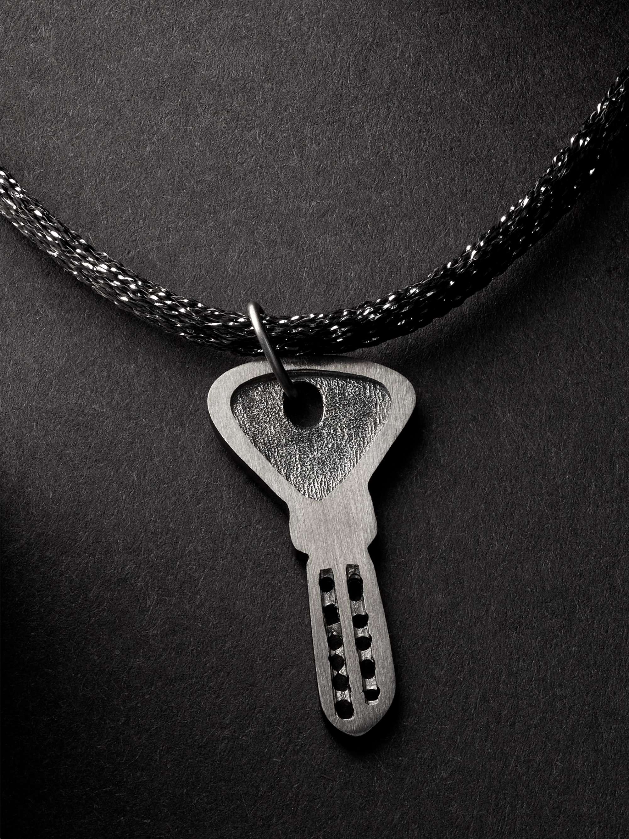 CAROLINA BUCCI Small Key Blackened Gold and Lurex Necklace