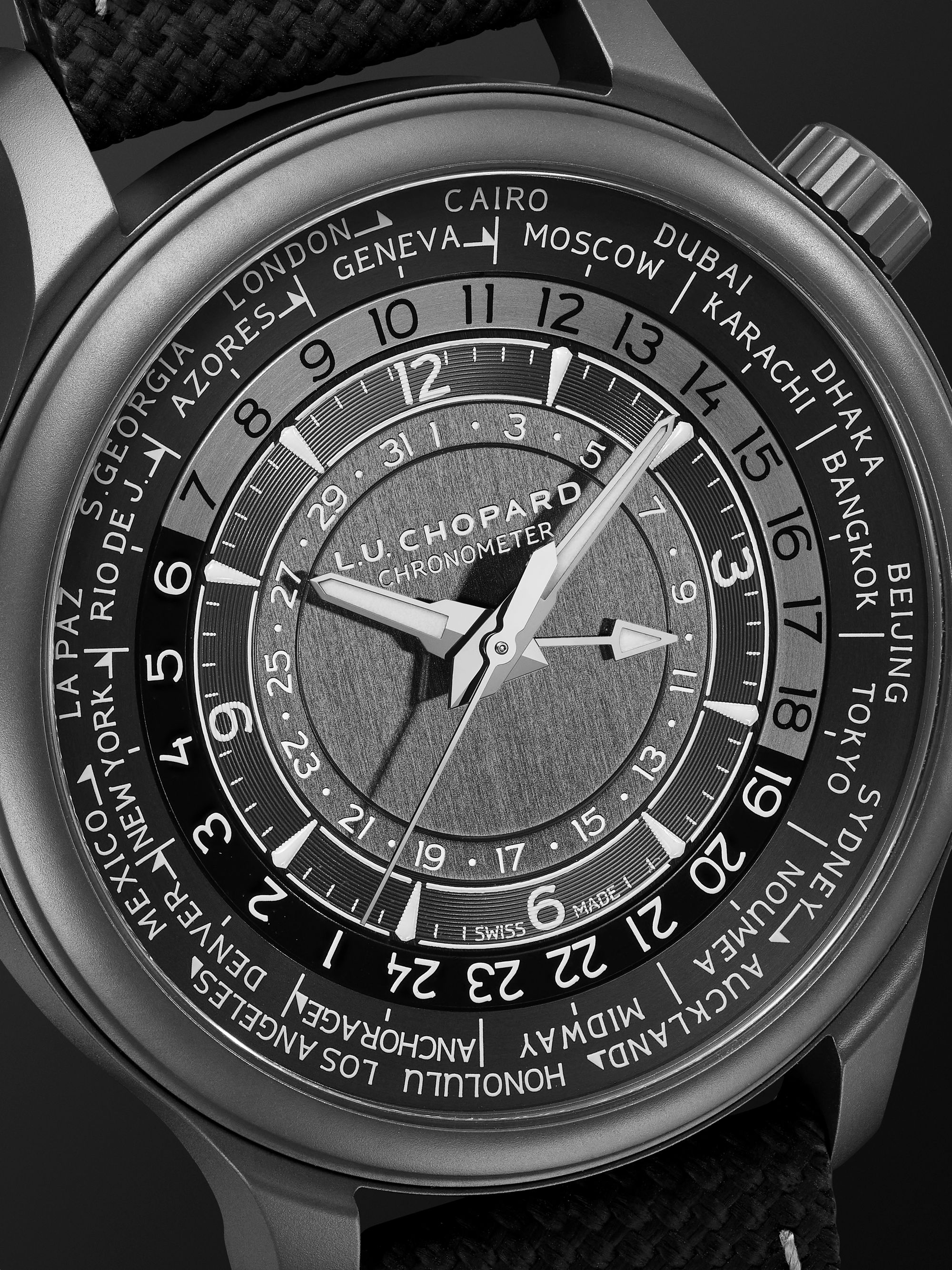 CHOPARD ساعة L.U.C Time Traveler One‏ أوتوماتيكية ذات إصدار محدود بتوقيت عالمي وبقطر 42 مم من الفولاذ المقاوم للصدأ والمطاط، الرقم المرجعي ‎168574-3008